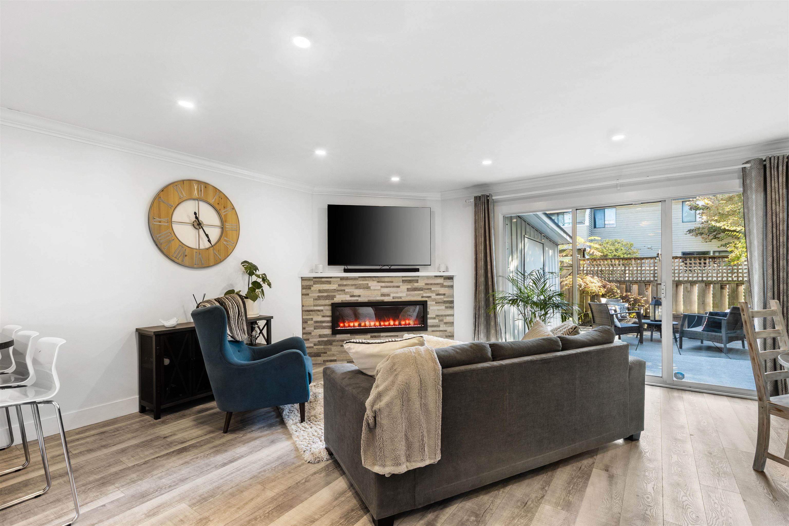 28 10840 SPRINGMONT DRIVE, R3076730, BC,