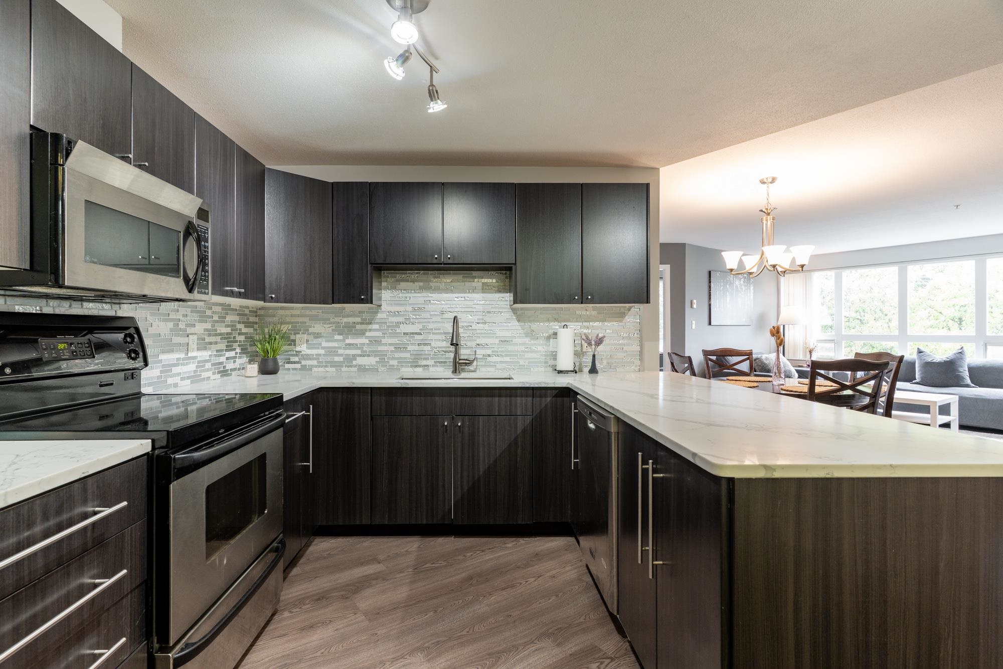 A306 2099 LOUGHEED HIGHWAY, R3076841, BC,