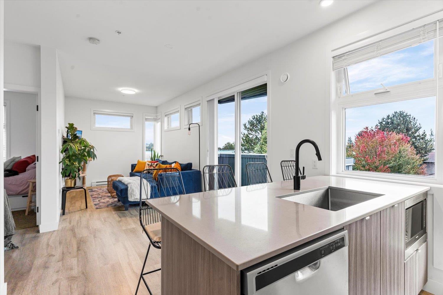 401 32838 LANDEAU PLACE, R3076863, BC,