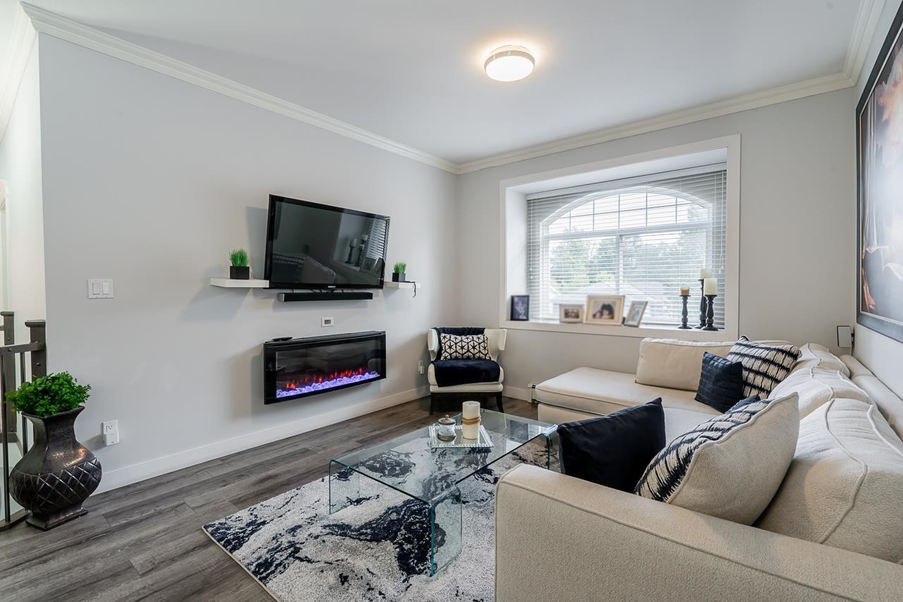 6255 138 STREET, Surrey BC V3X 1E6, R3076883, BC,