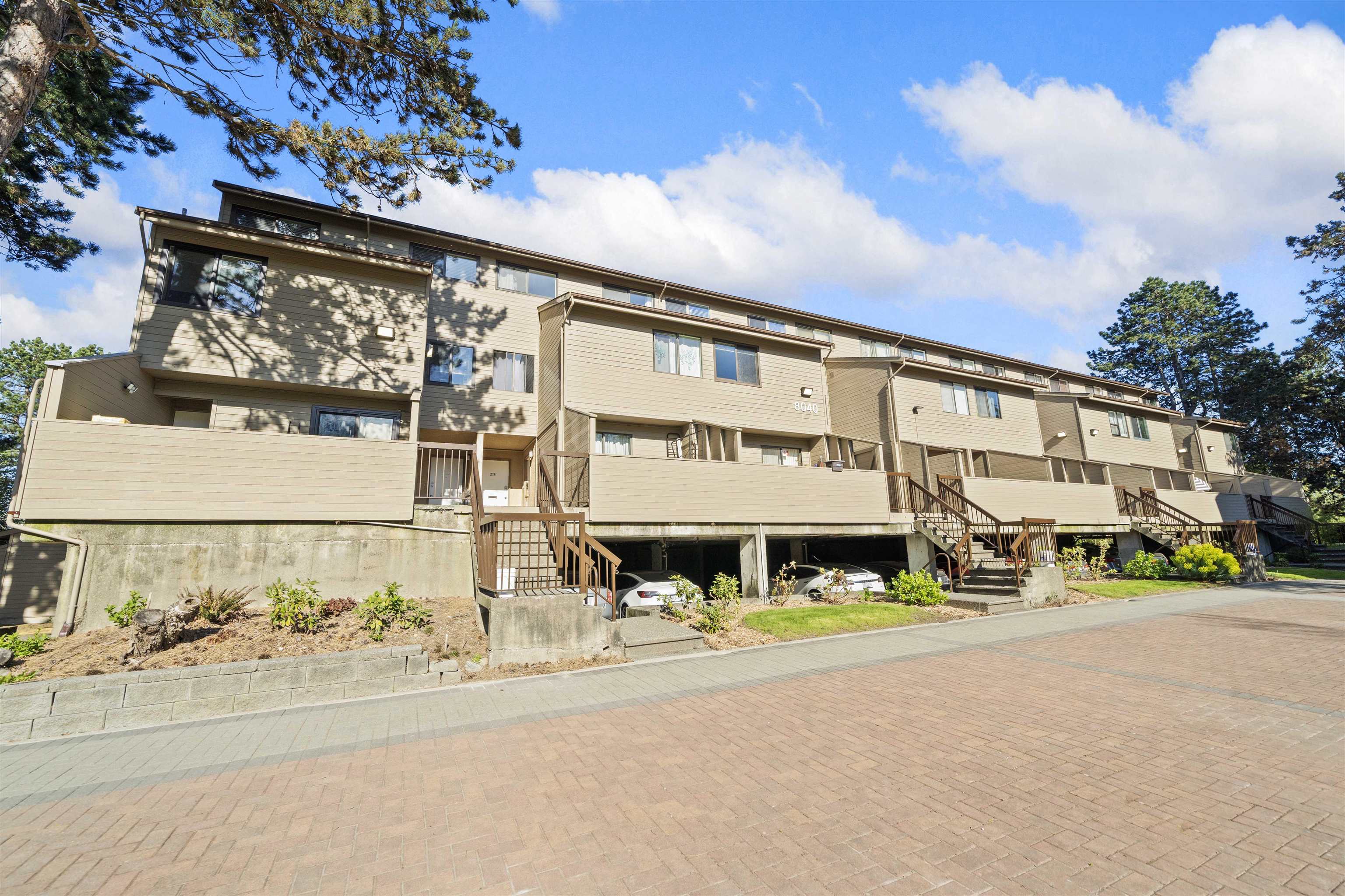 203 8040 COLONIAL DRIVE, R3076996, BC,