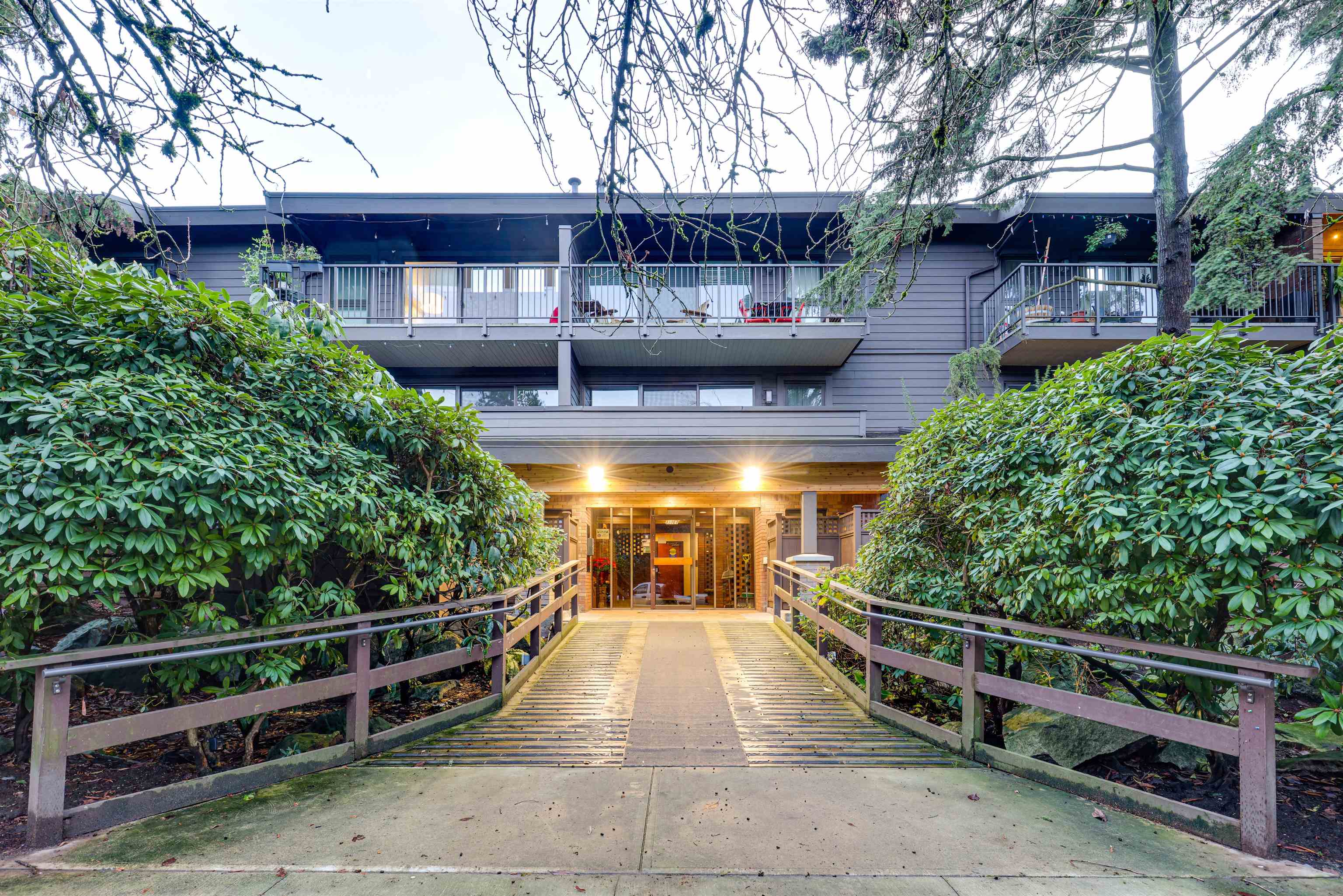 205 330 7TH AVENUE, R3077008, BC,