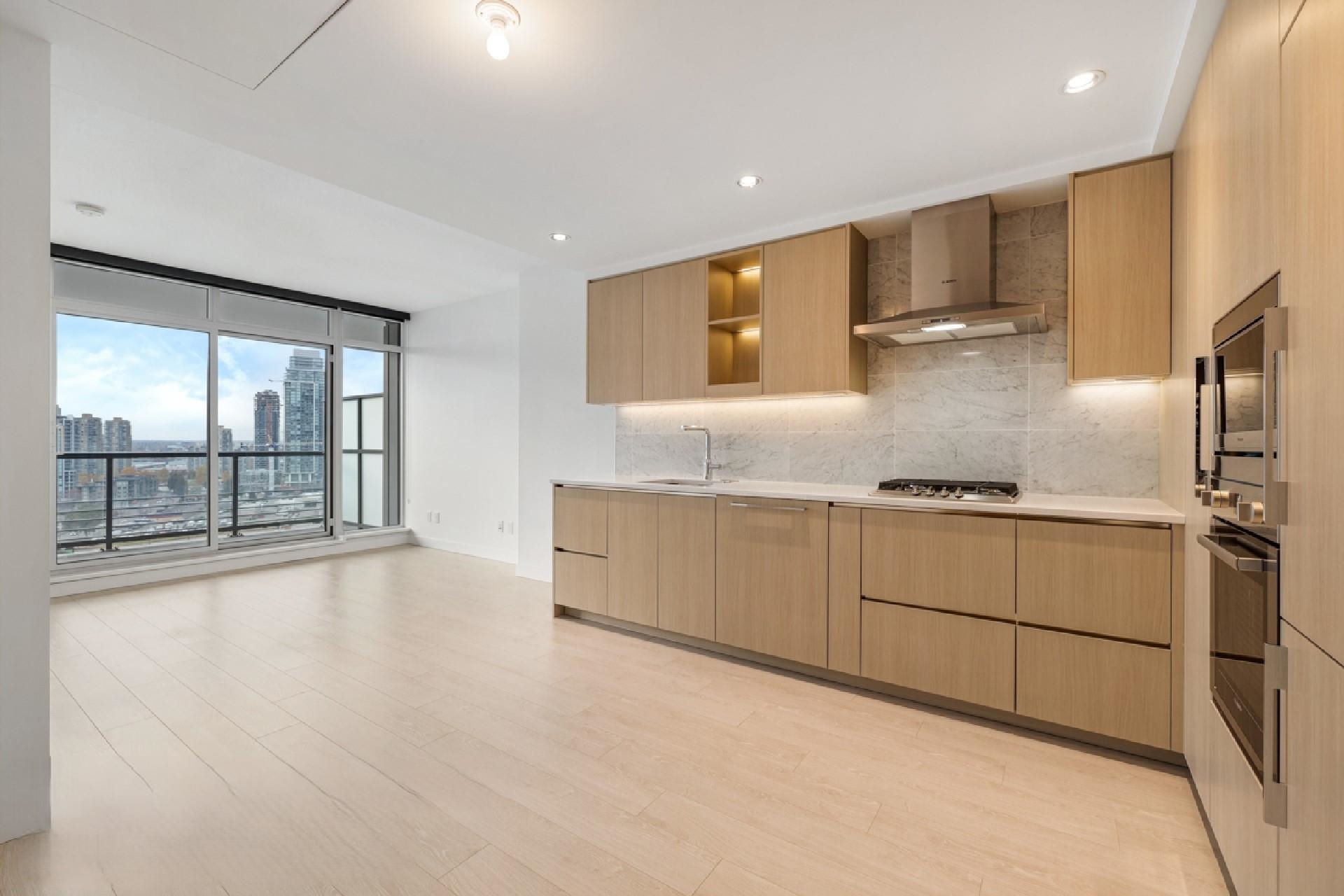 2806 4730 LOUGHEED HIGHWAY, R3077009, BC,