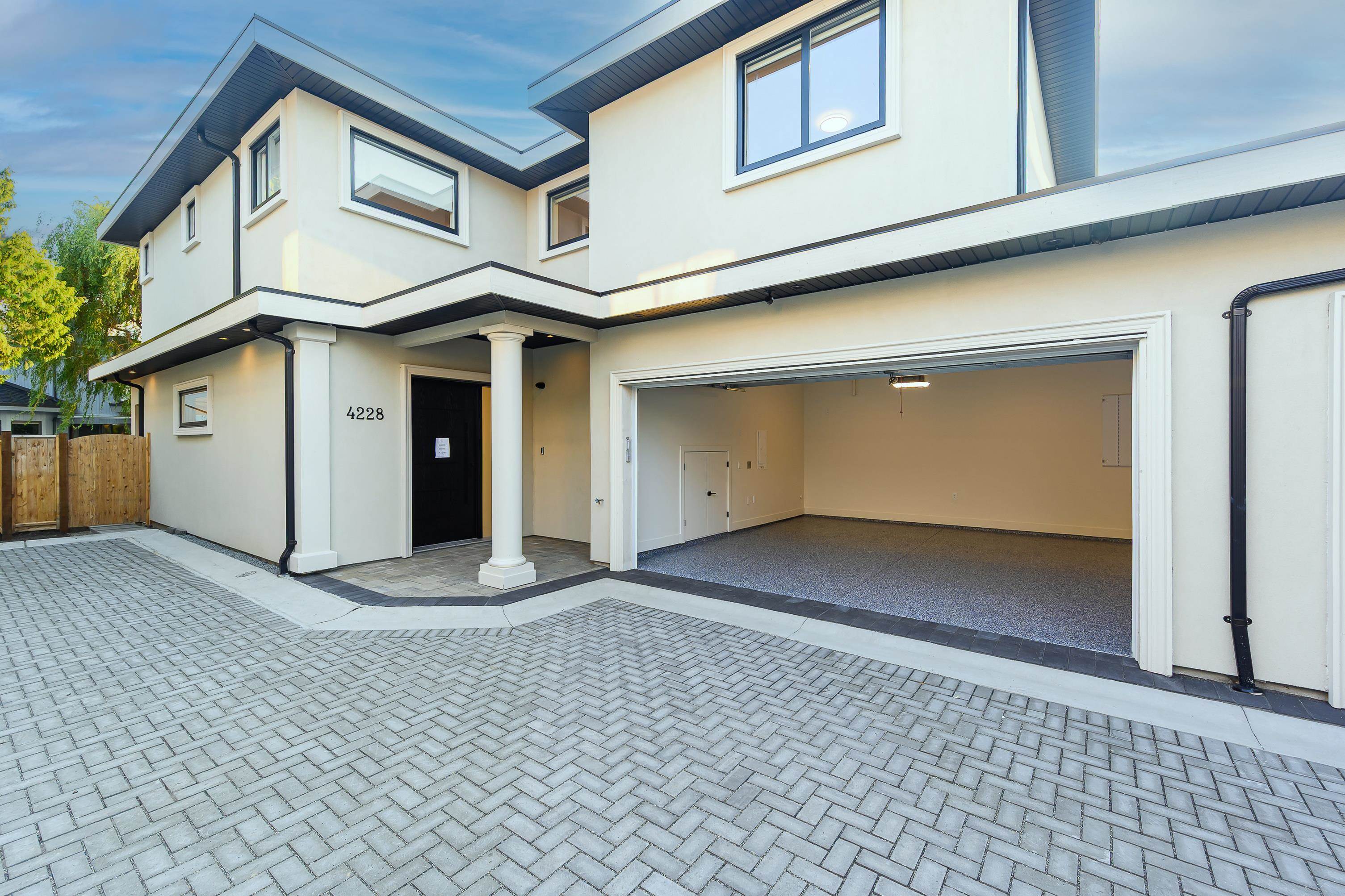 4246 WILLIAMS ROAD, Richmond BC V0V 0V0, R3077518, BC,