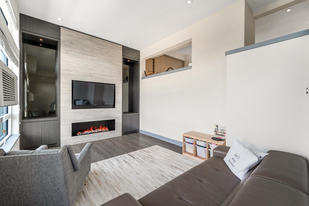 42 14057 60A AVENUE, R3077550, BC,