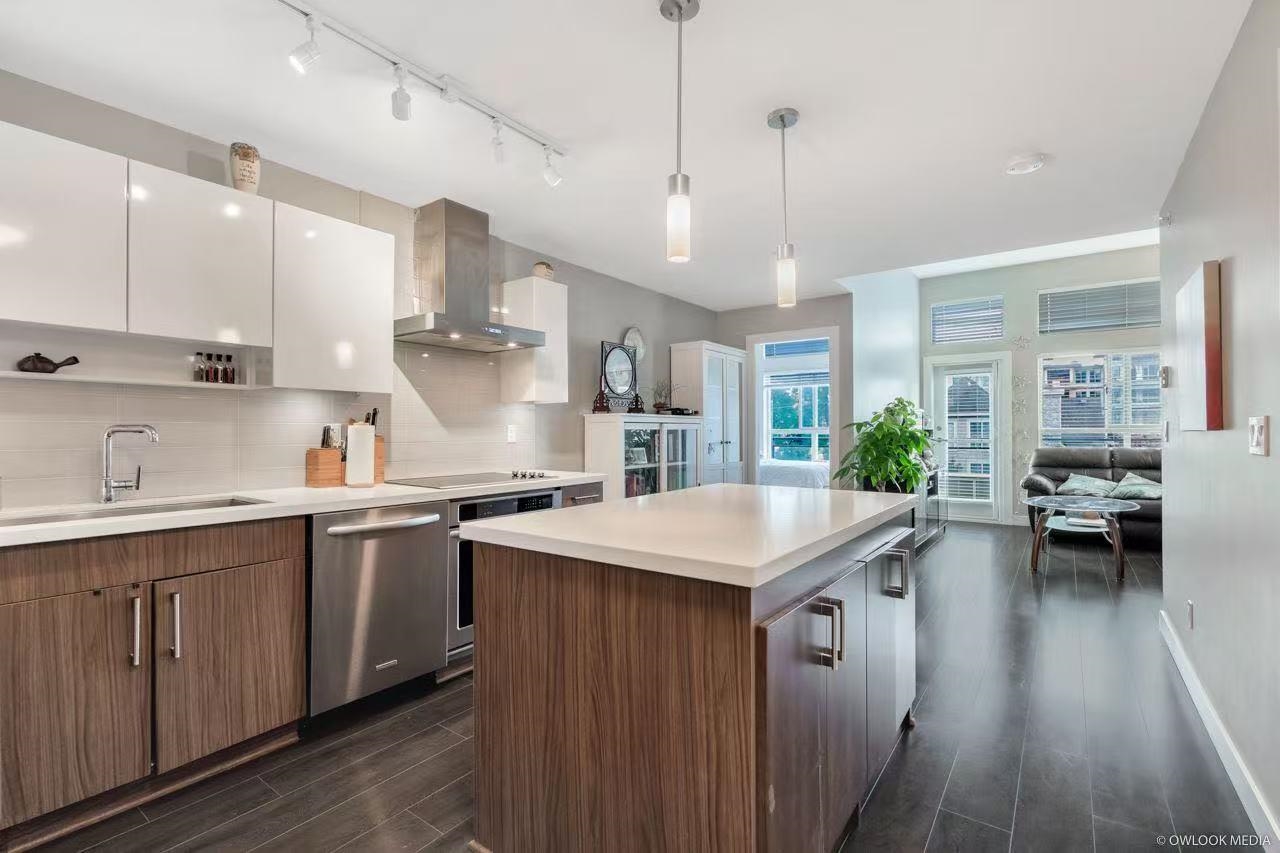 7131 STRIDE AVENUE, Burnaby BC V3N 0E3, R3077706, BC,