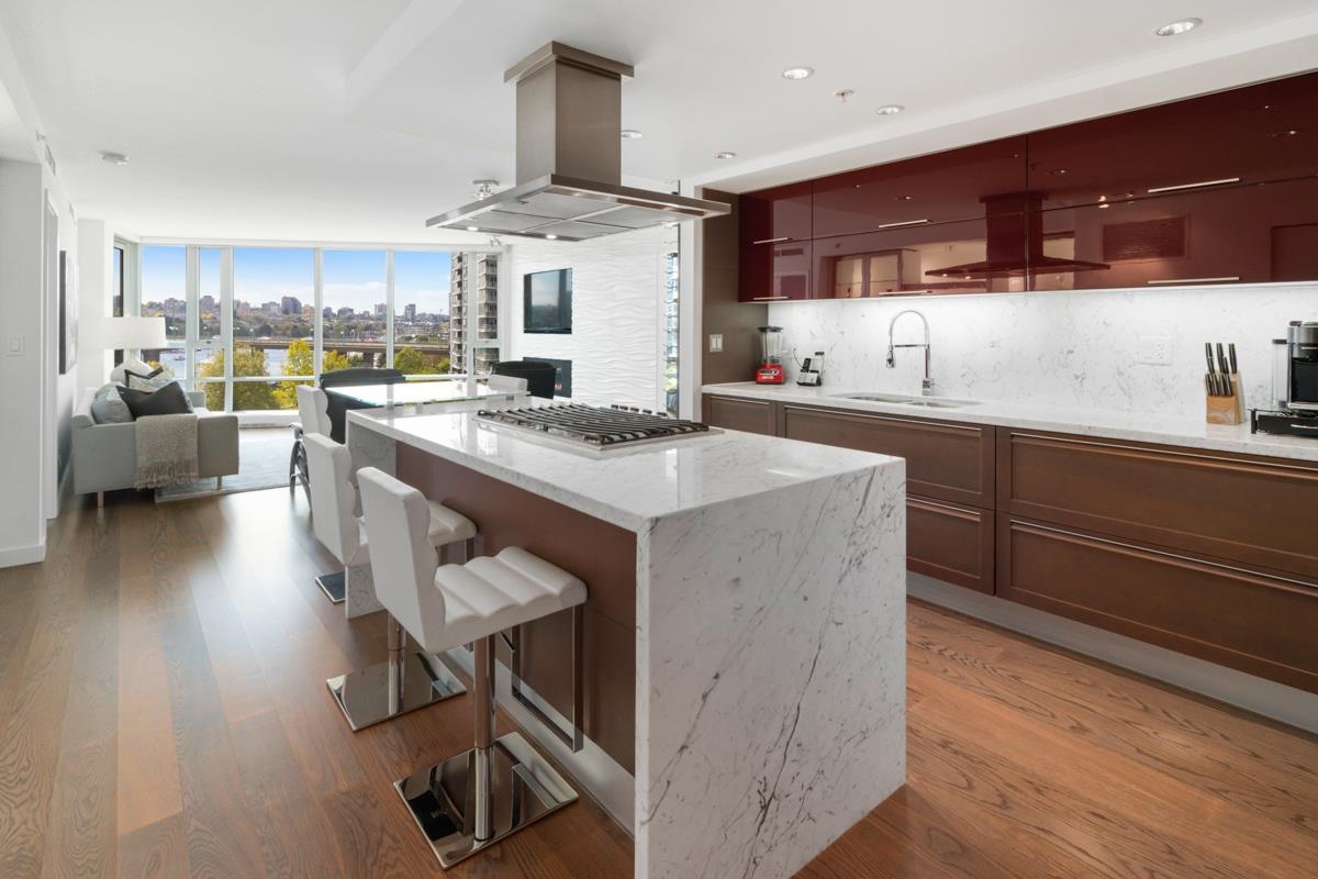 803 8 SMITHE MEWS, R3077766, BC,