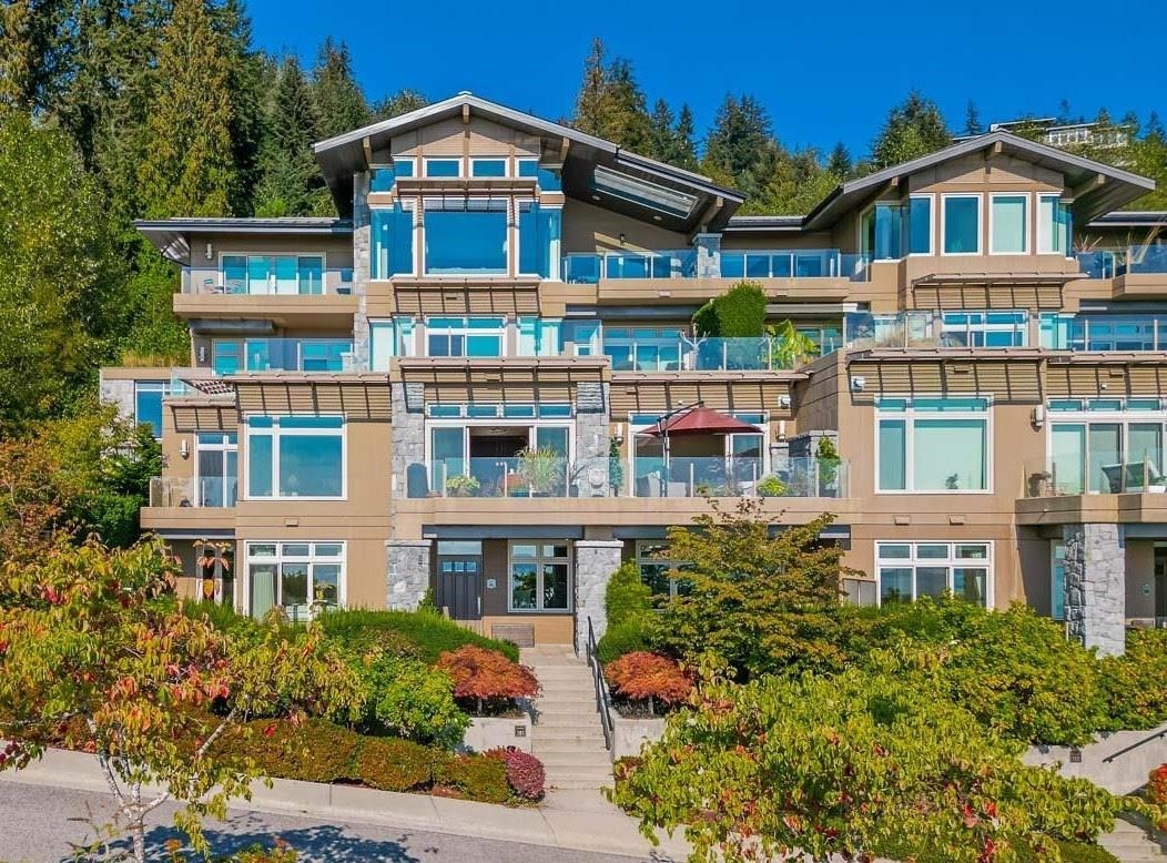 101 2575 GARDEN COURT, R3077932, BC,