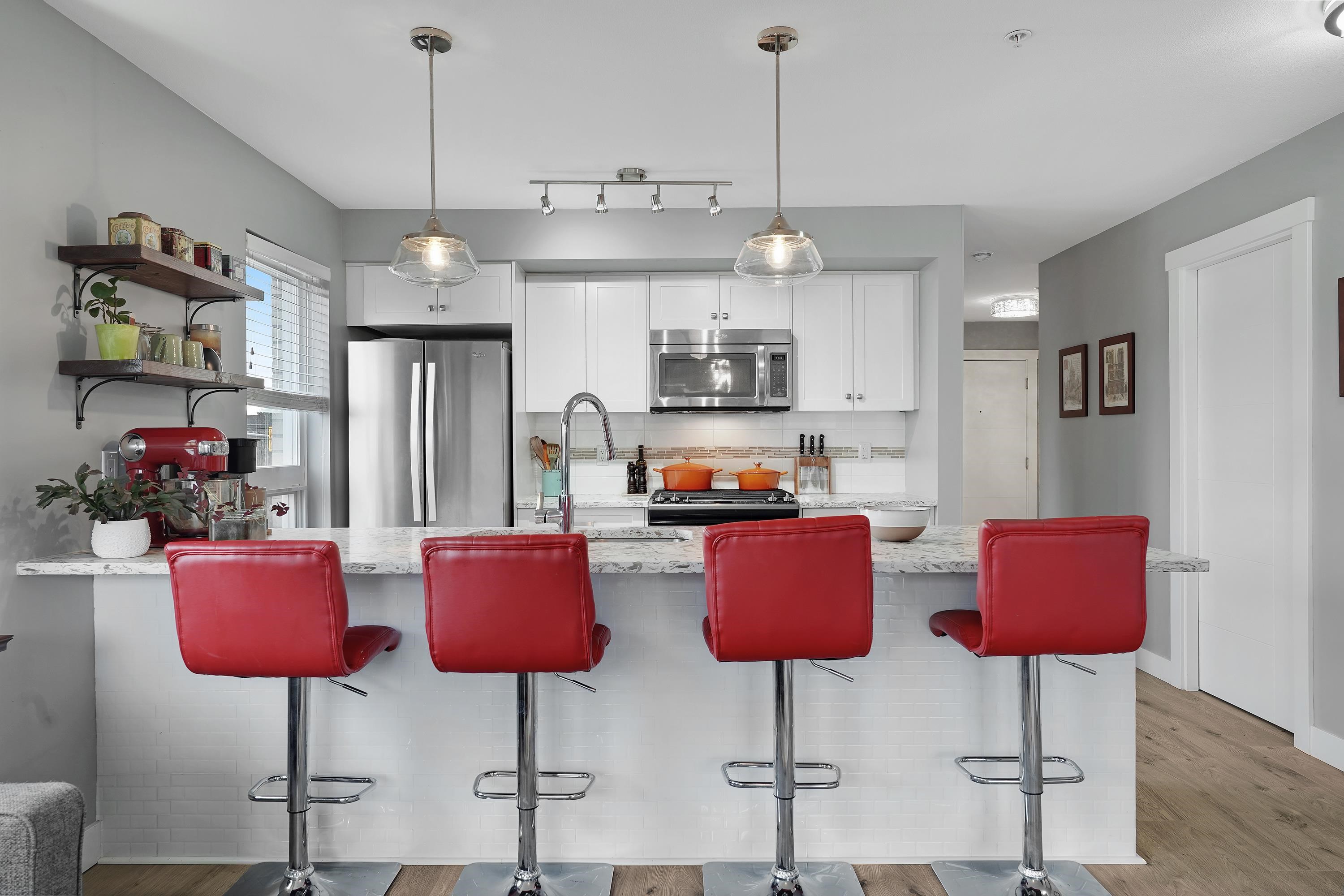 210 4815 55B STREET, R3078197, BC,