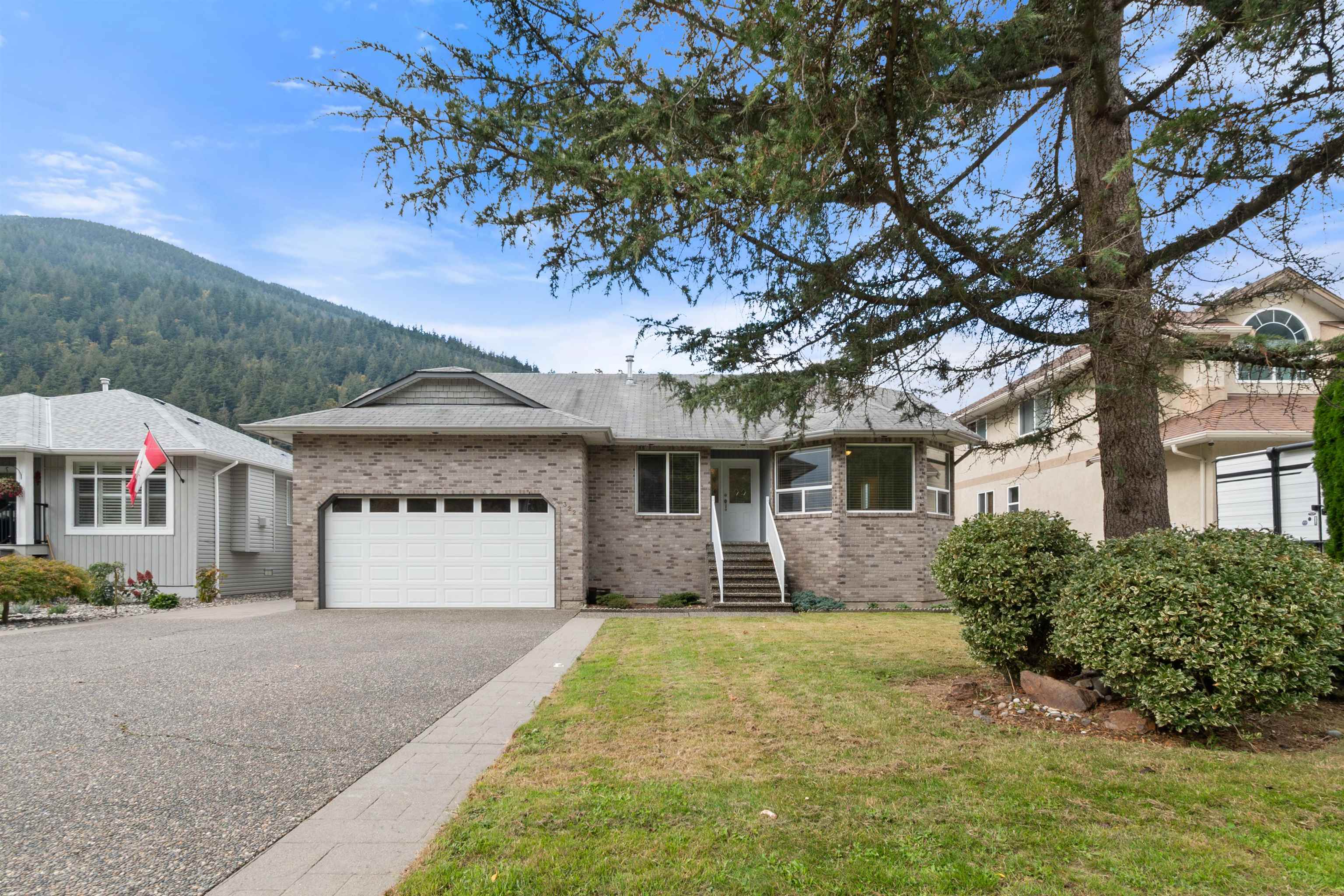 322 MIAMI RIVER DRIVE, Harrison Hot Springs BC V0M 1K0, R3078203, BC,