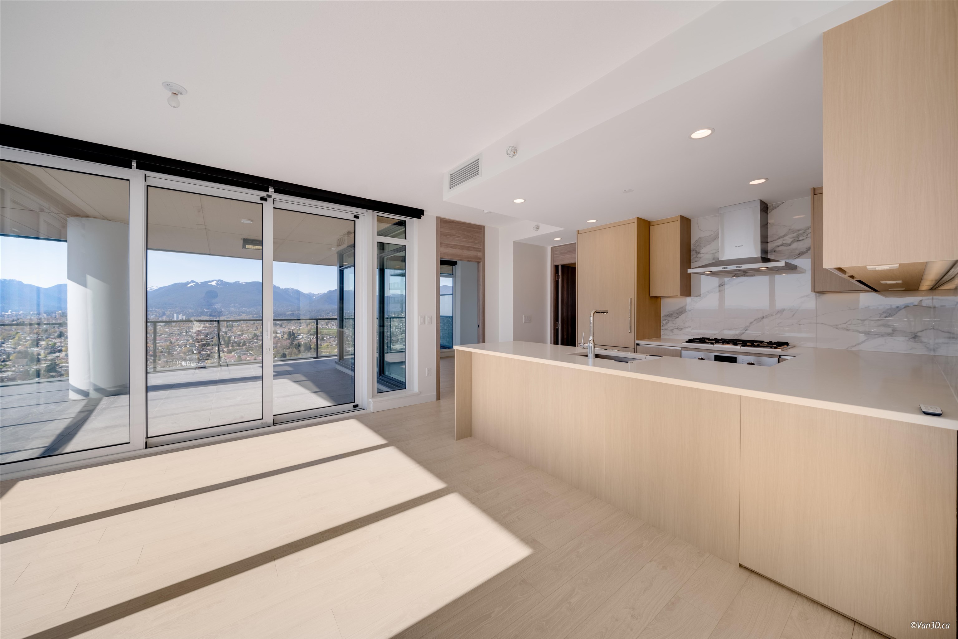 4203 4890 LOUGHEED HIGHWAY, R3078239, BC,