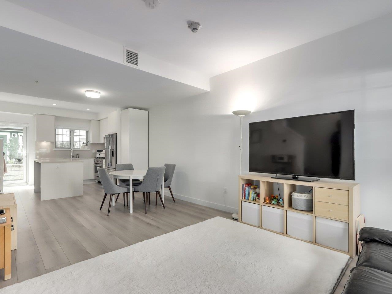 114 678 FAIRVIEW STREET, R3078241, BC,