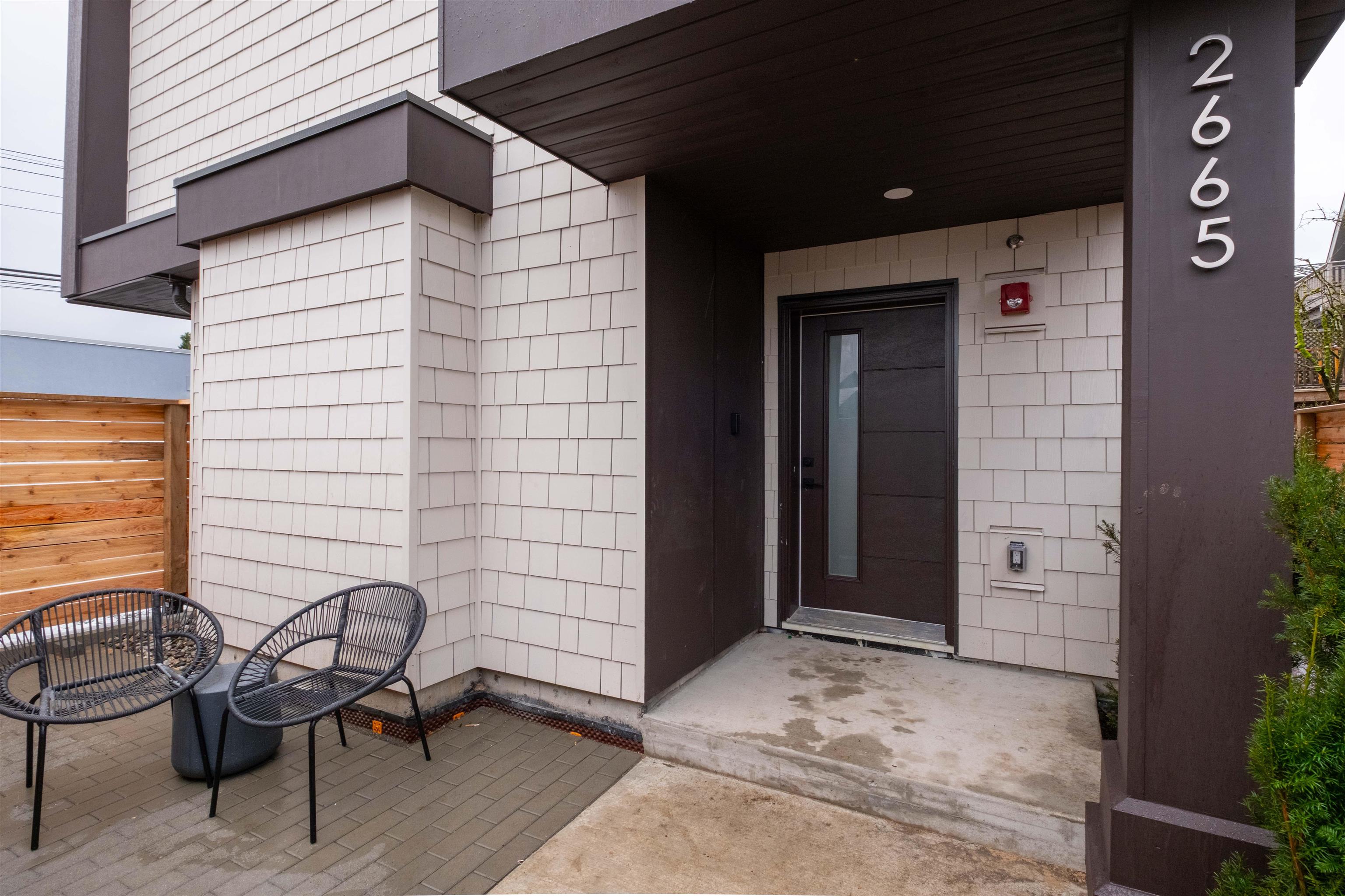 2665 E PENDER STREET, Vancouver BC V5K 2B6, R3078646, BC,