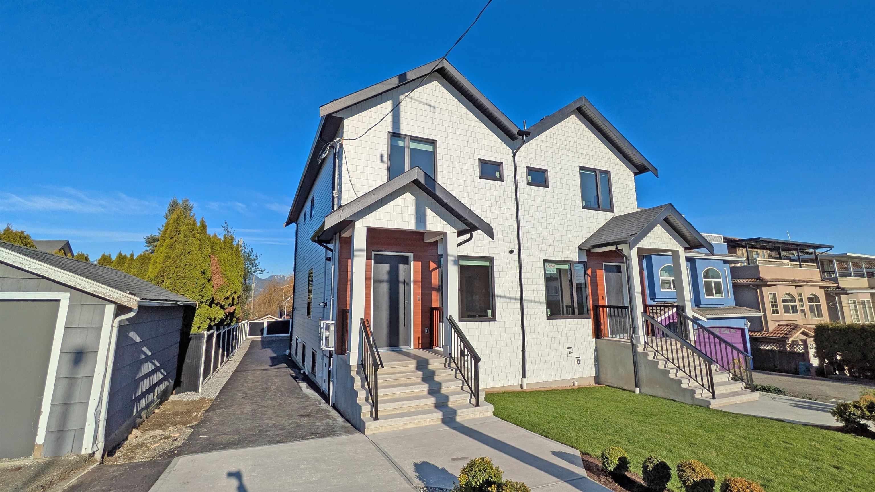 2825 DUNDAS STREET, Vancouver BC V5K 1R5, R3078912, BC,