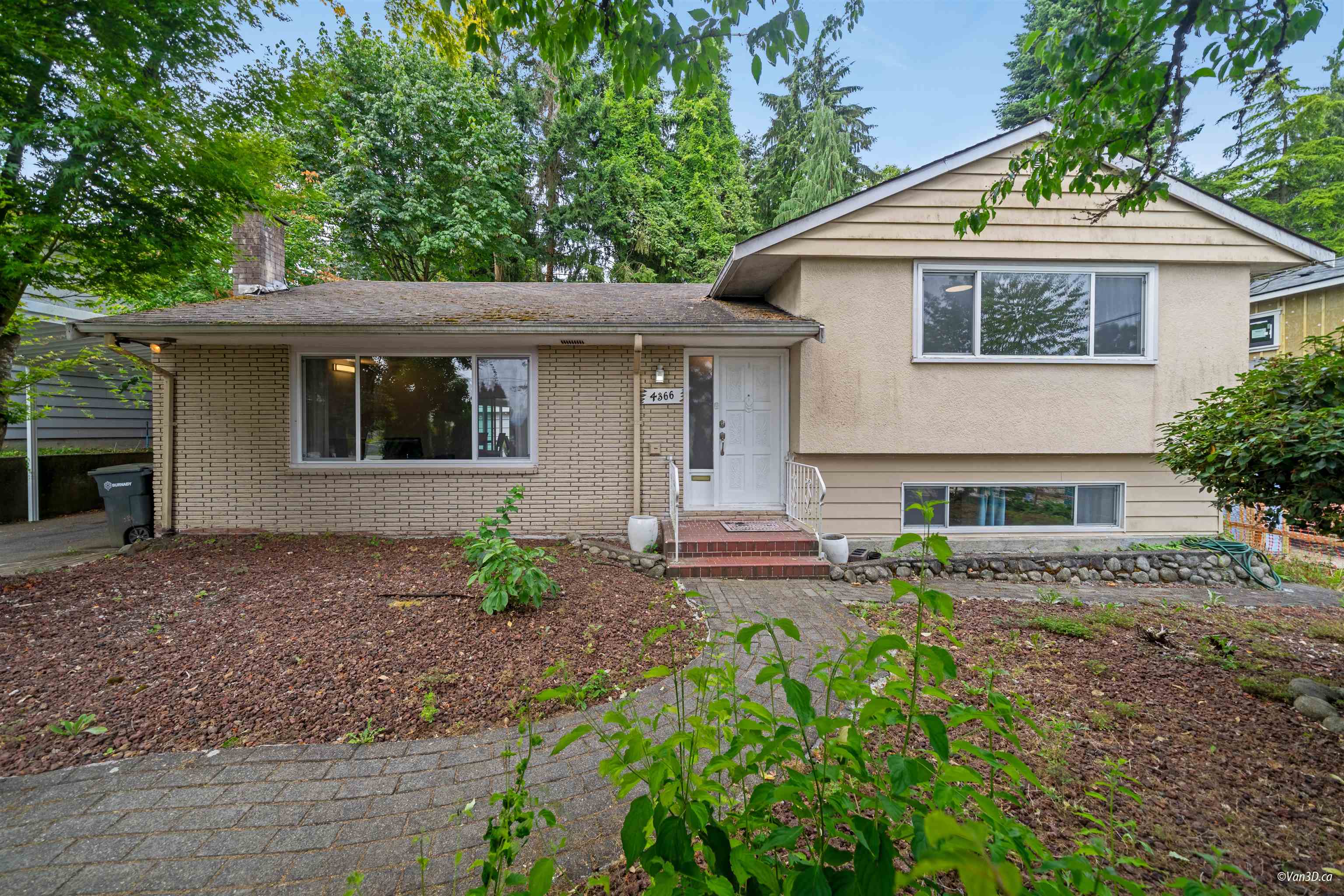4366 GILPIN CRESCENT, Burnaby BC V5G 2K4, R3078988, BC,