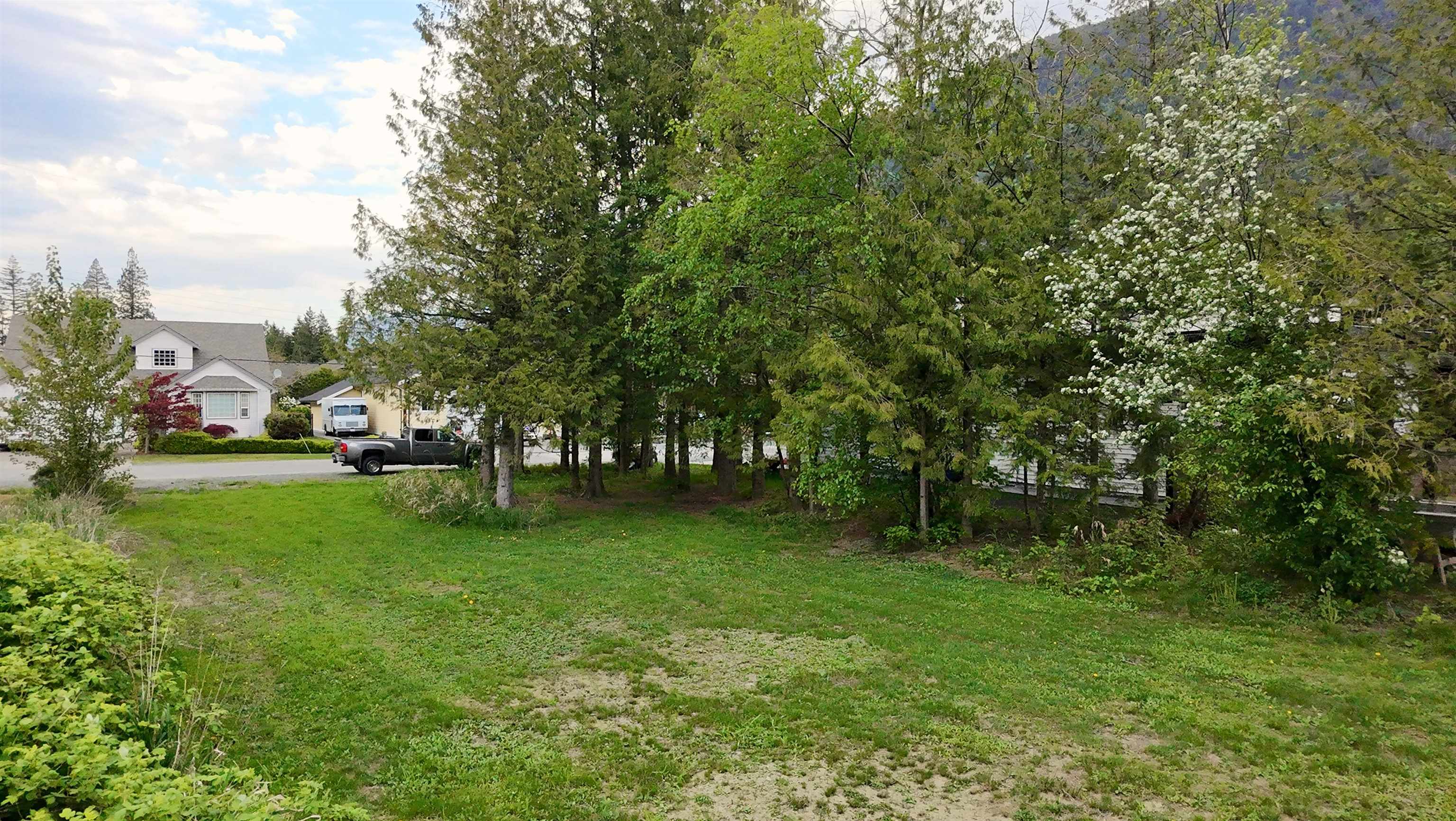 454 ALDER AVENUE, Harrison Hot Springs BC V0M 1K0, R3079109, BC,