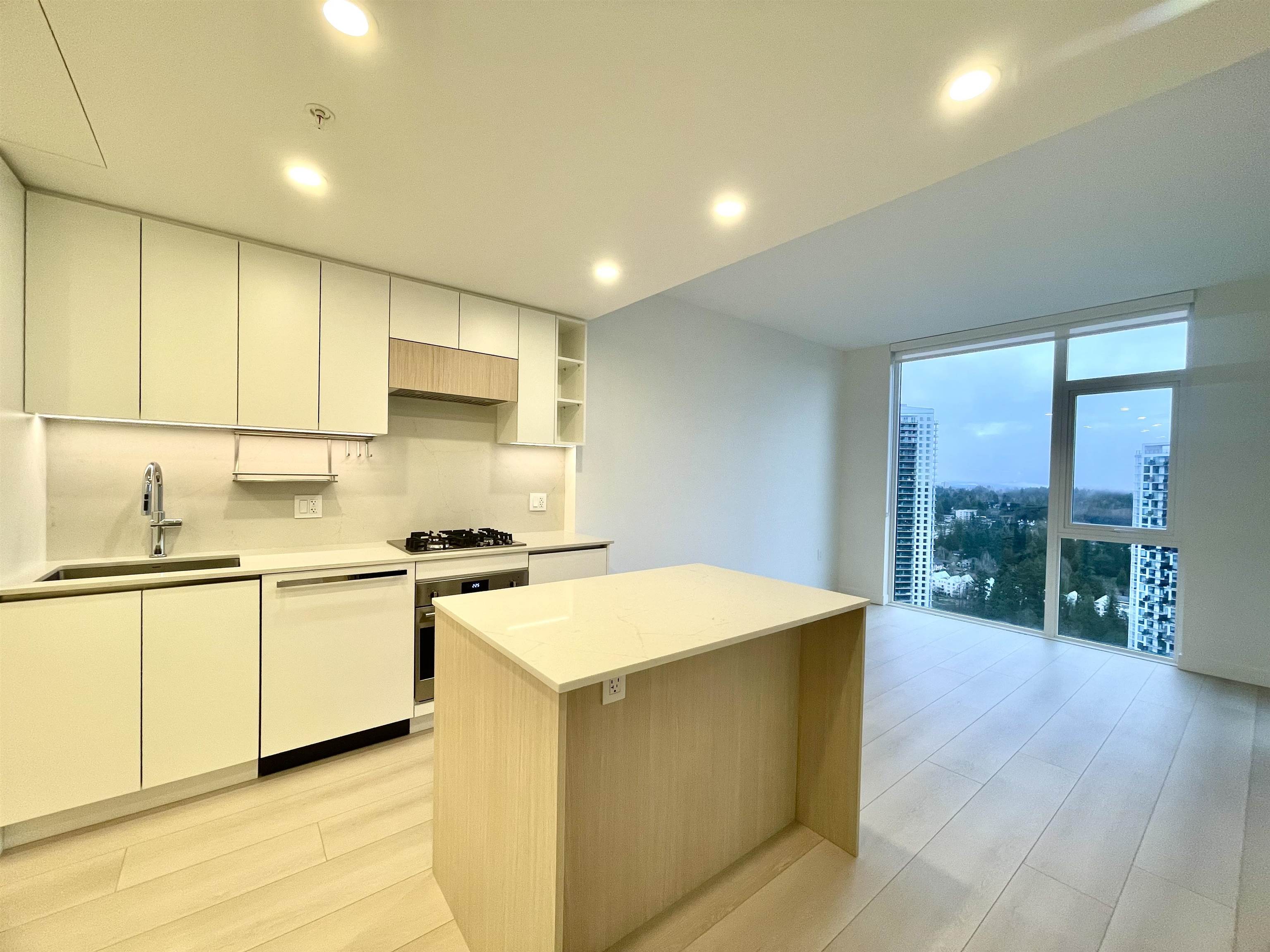 2802 13573 98A AVENUE, R3079196, BC,