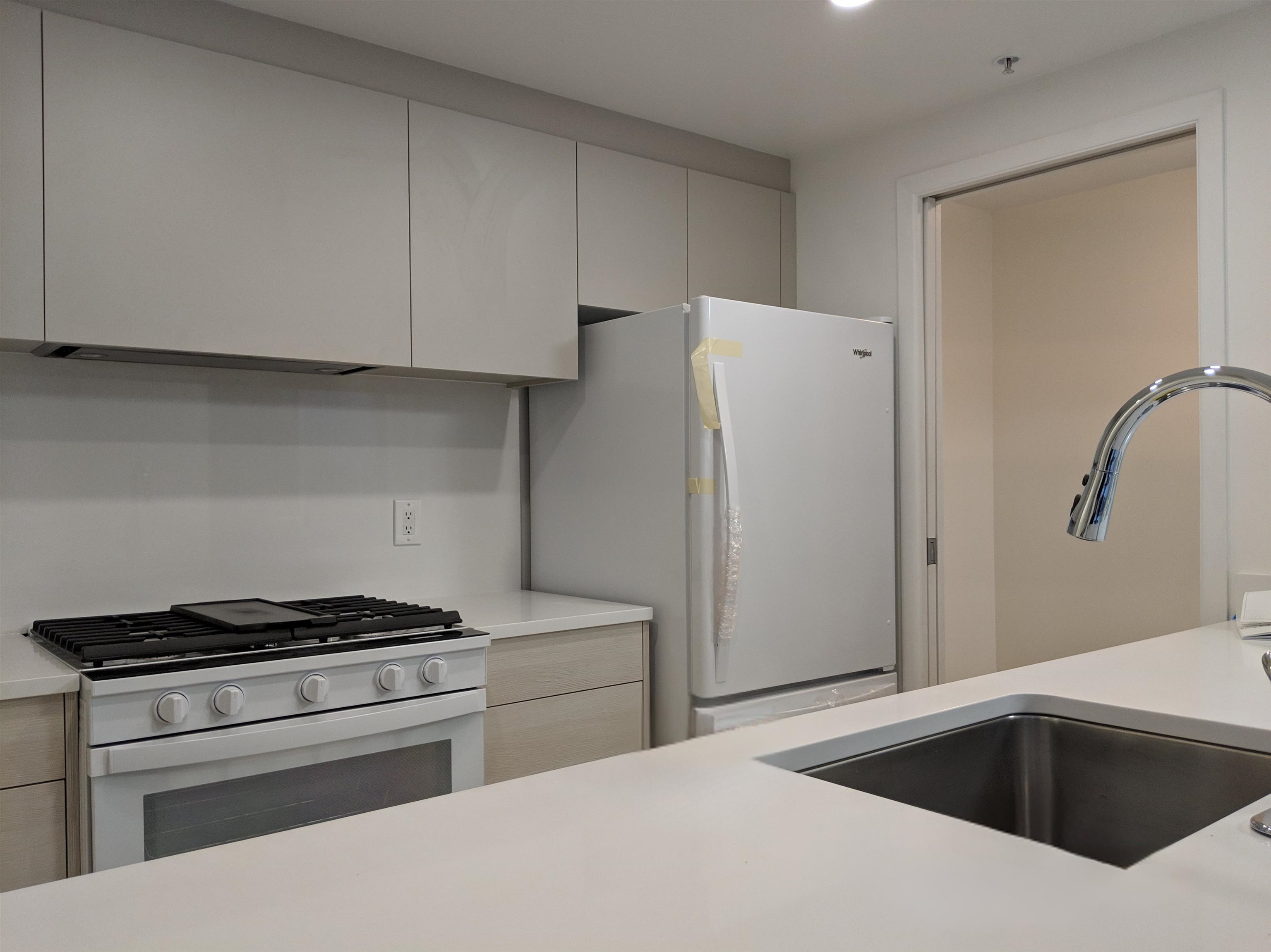 1901 1077 MARINASIDE CRESCENT, R3079255, BC,