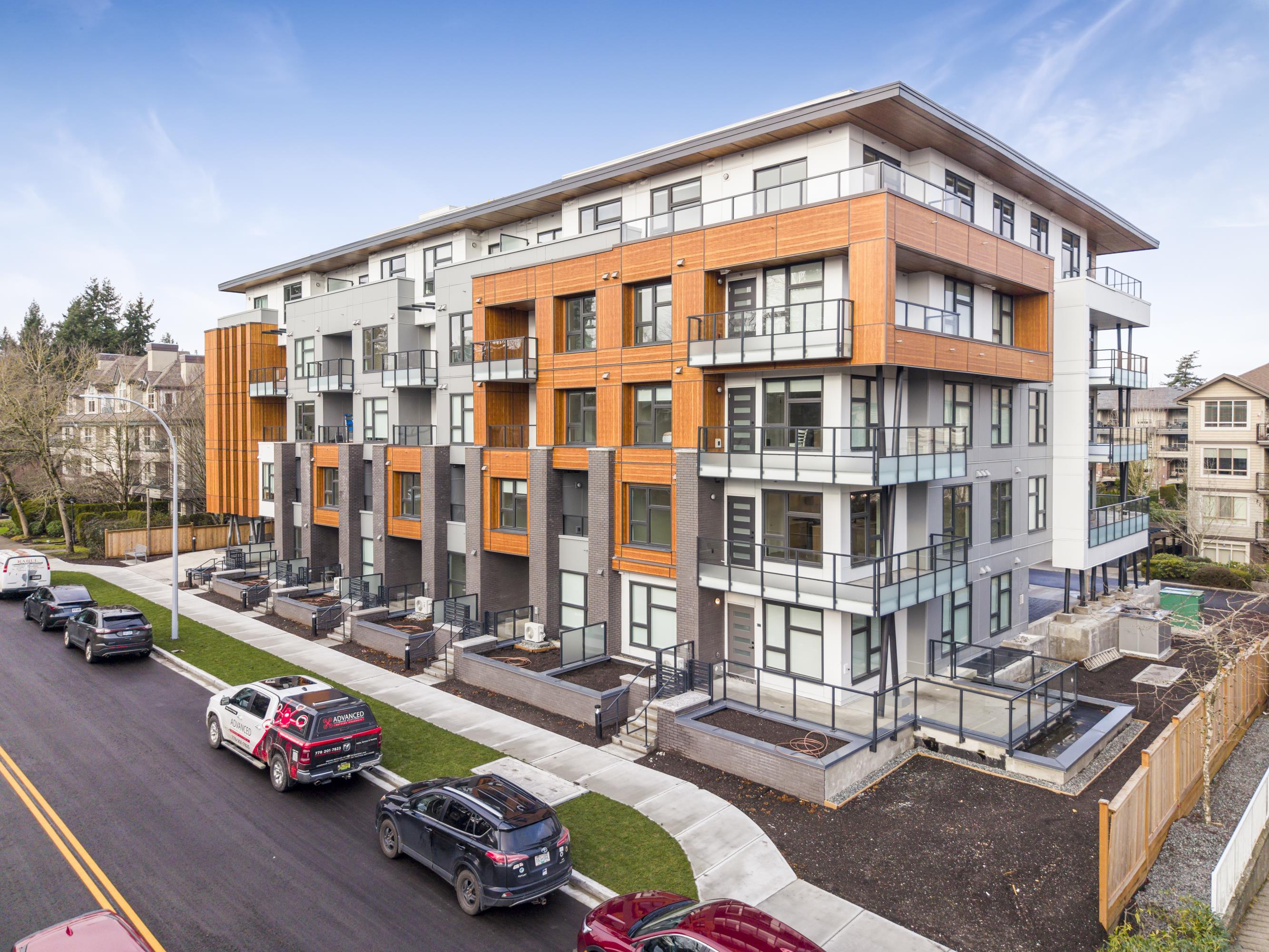 407 15353 17 AVENUE, R3079283, BC,