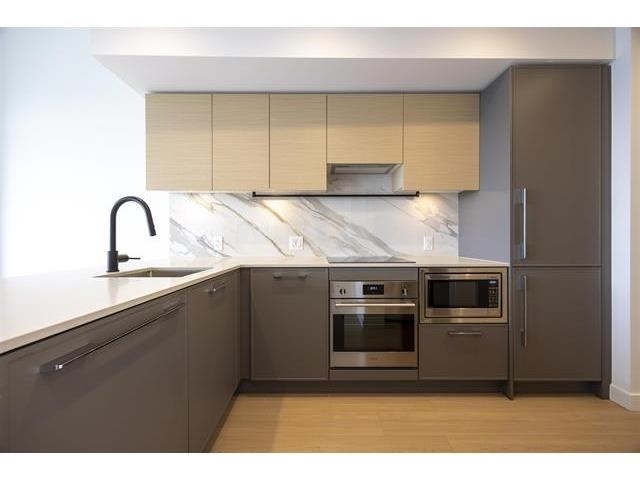 1002 13745 GEORGE JUNCTION, R3079351, BC,