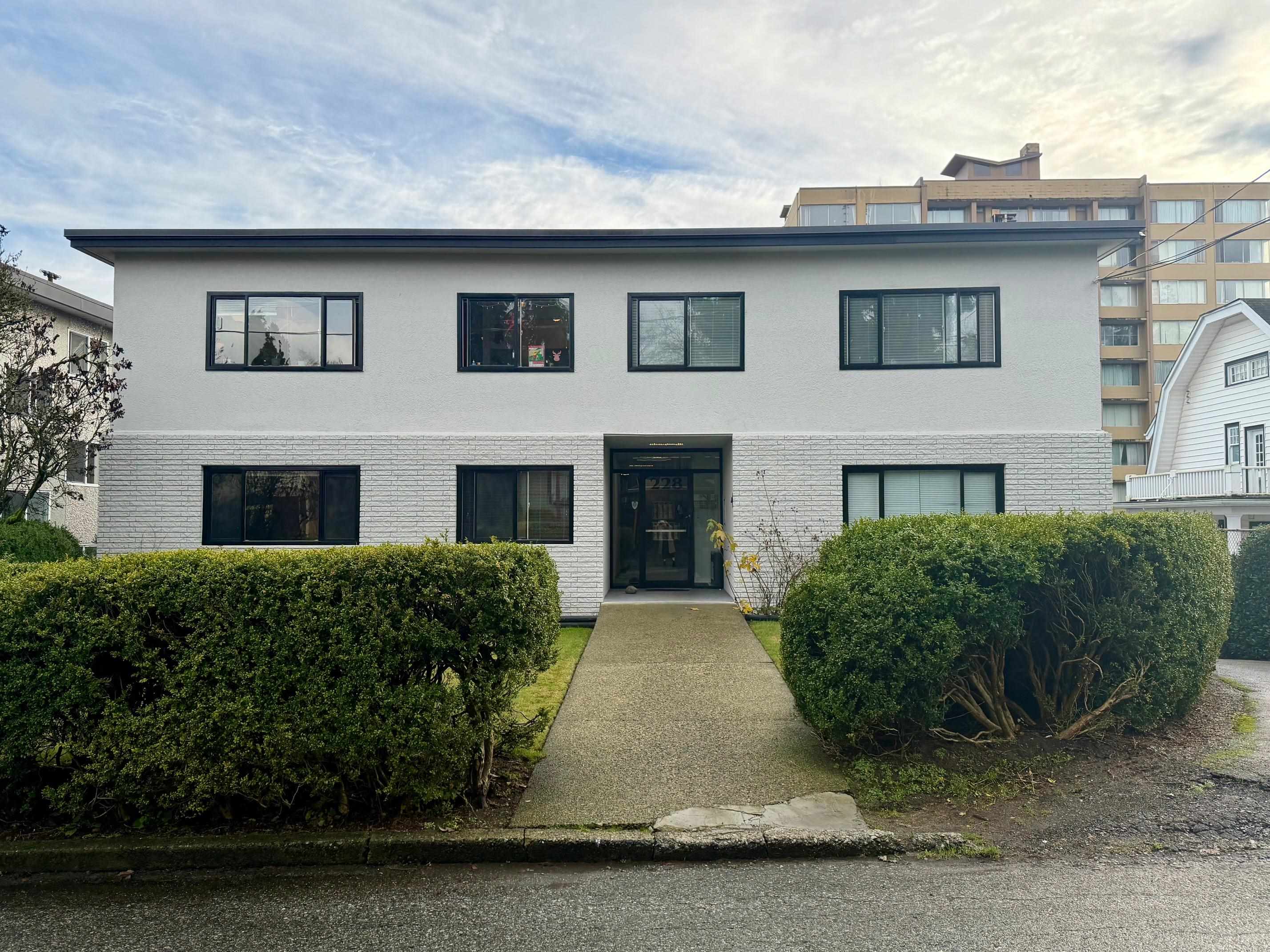 228 MANITOBA STREET, New Westminster BC V3L 1J2, R3079406, BC,