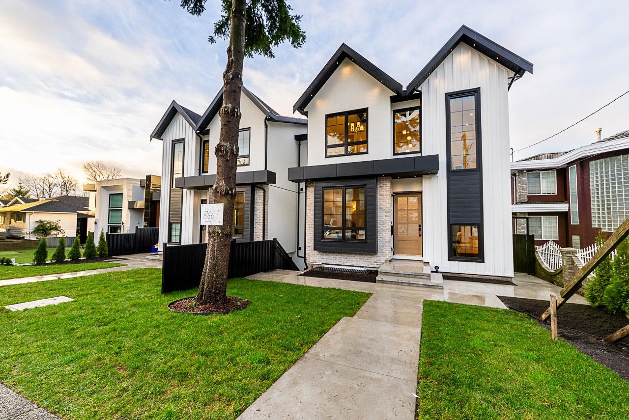 2 8667 ARMSTRONG AVENUE, R3079611, BC,