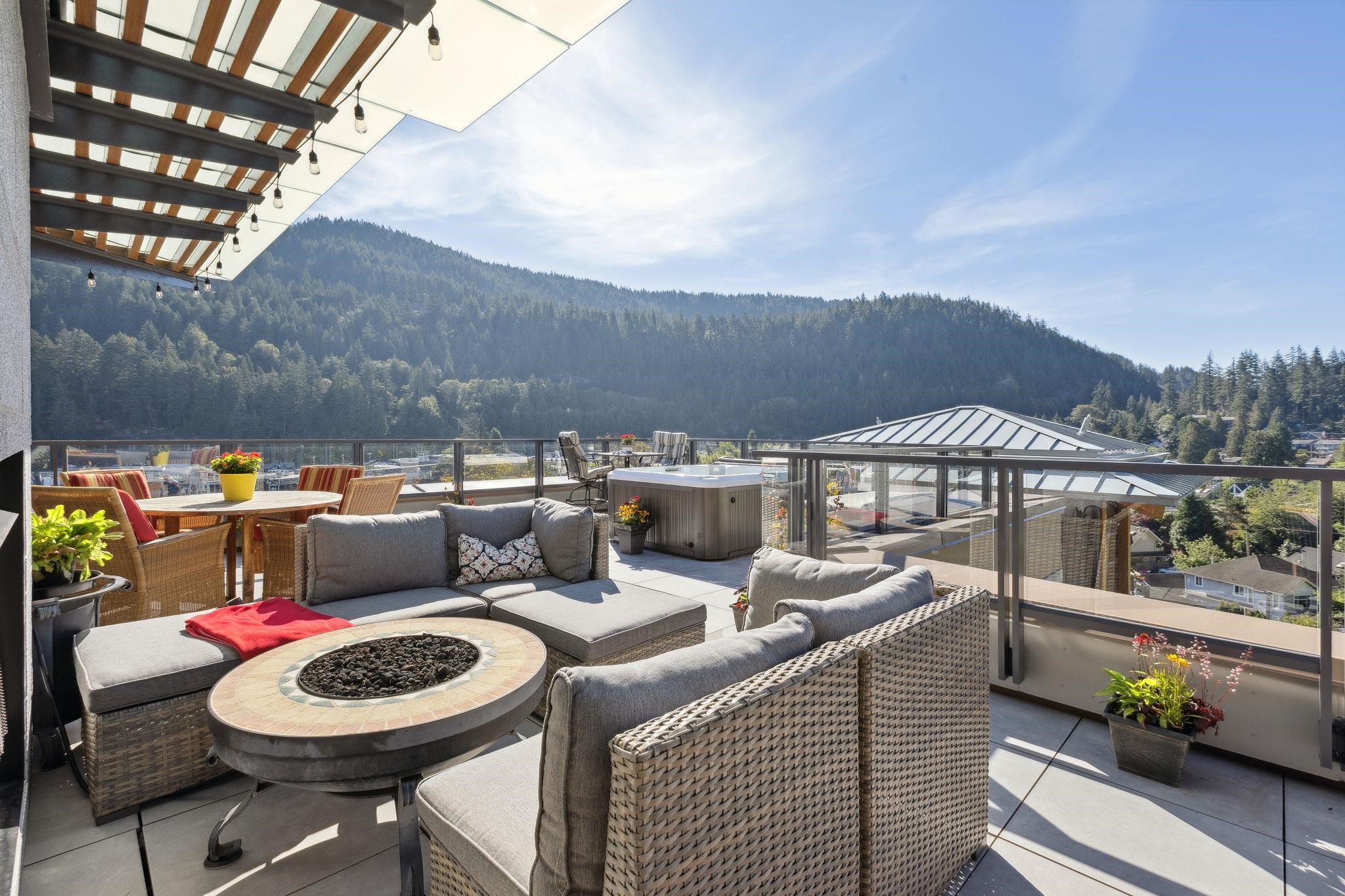 703 6687 NELSON AVENUE, R3079623, BC,