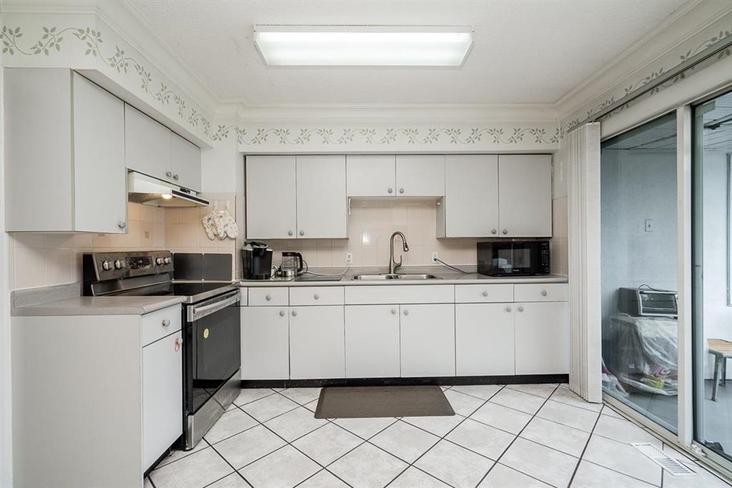 10 FALAISE PLACE, Vancouver BC V5M 4C2, R3079694, BC,