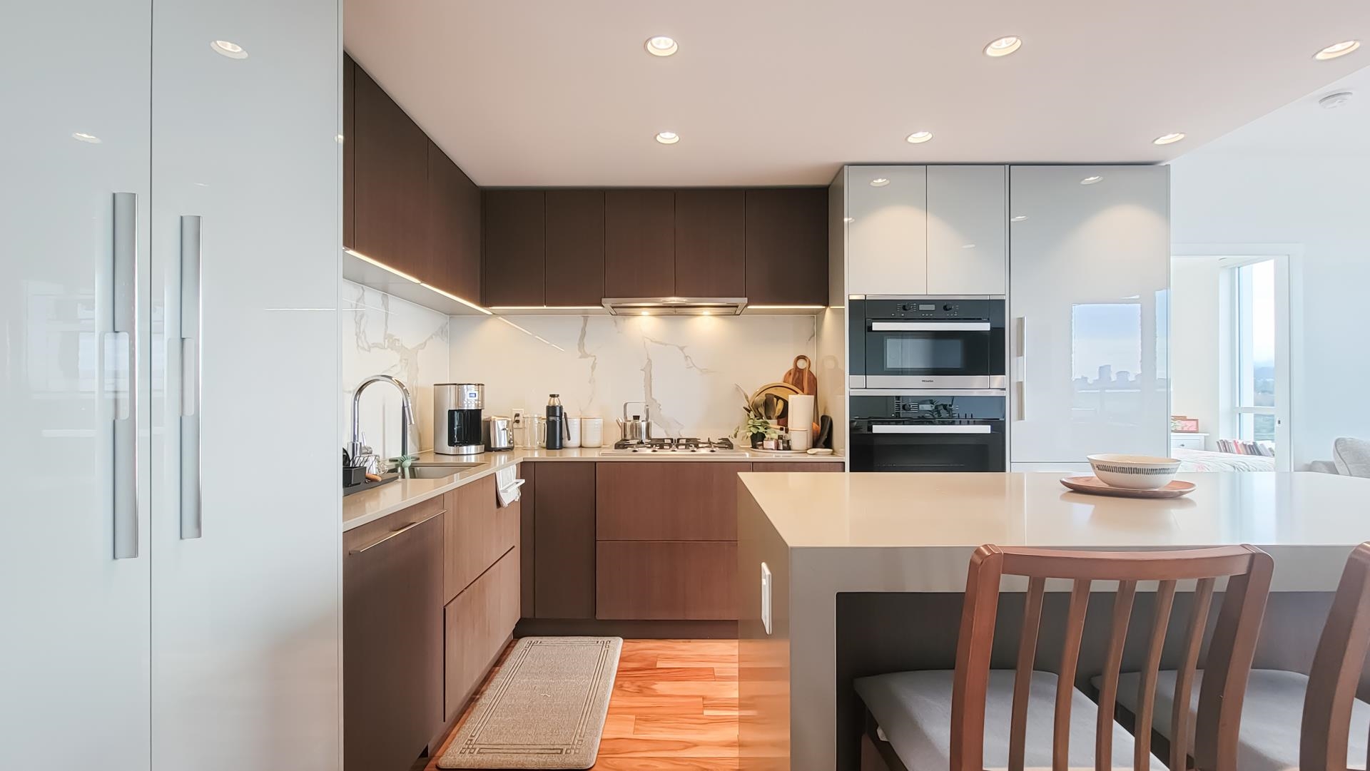 1302 1632 LIONS GATE LANE, R3079994, BC,