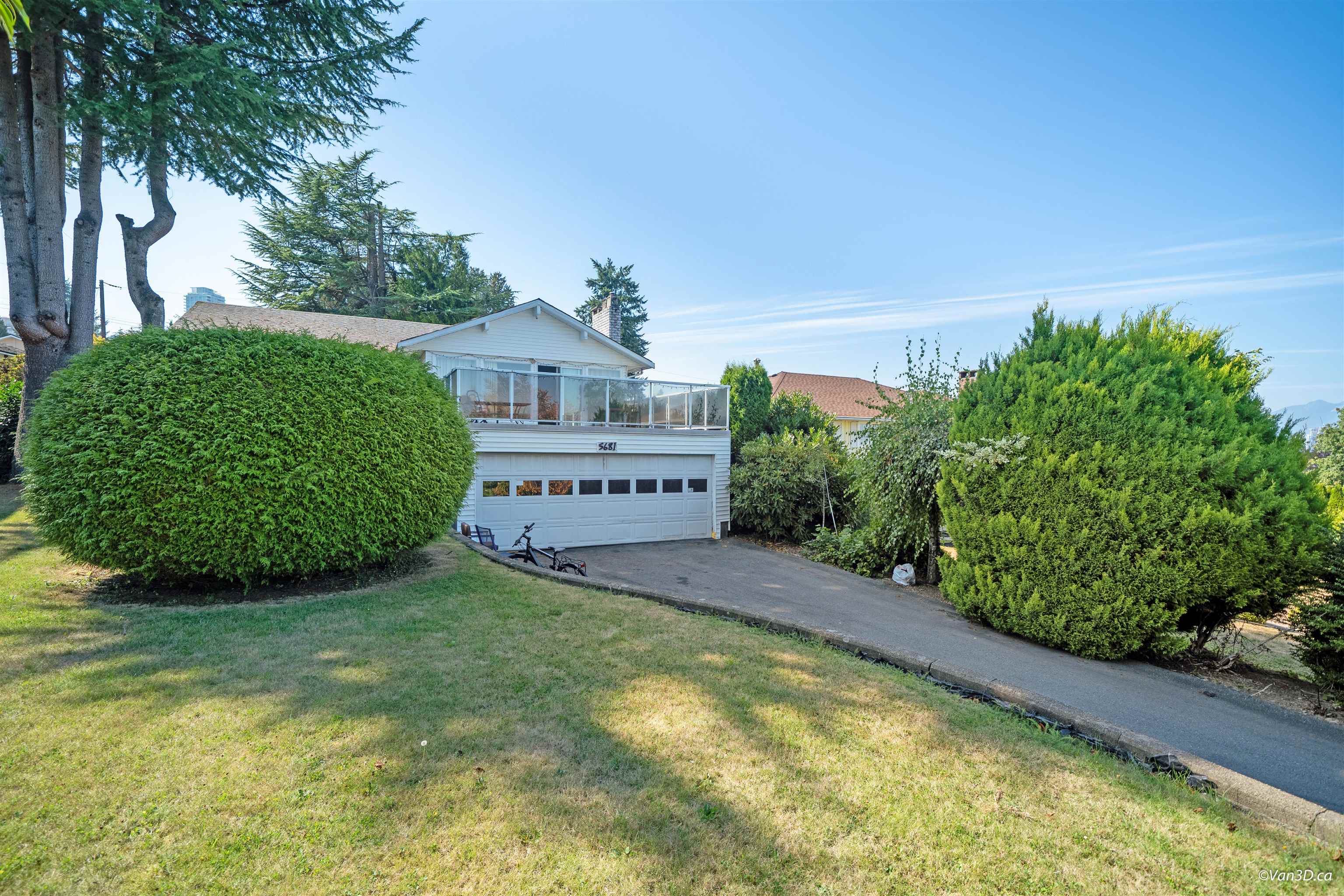 5681 SARDIS CRESCENT, Burnaby BC V5H 3K4, R3080110, BC,