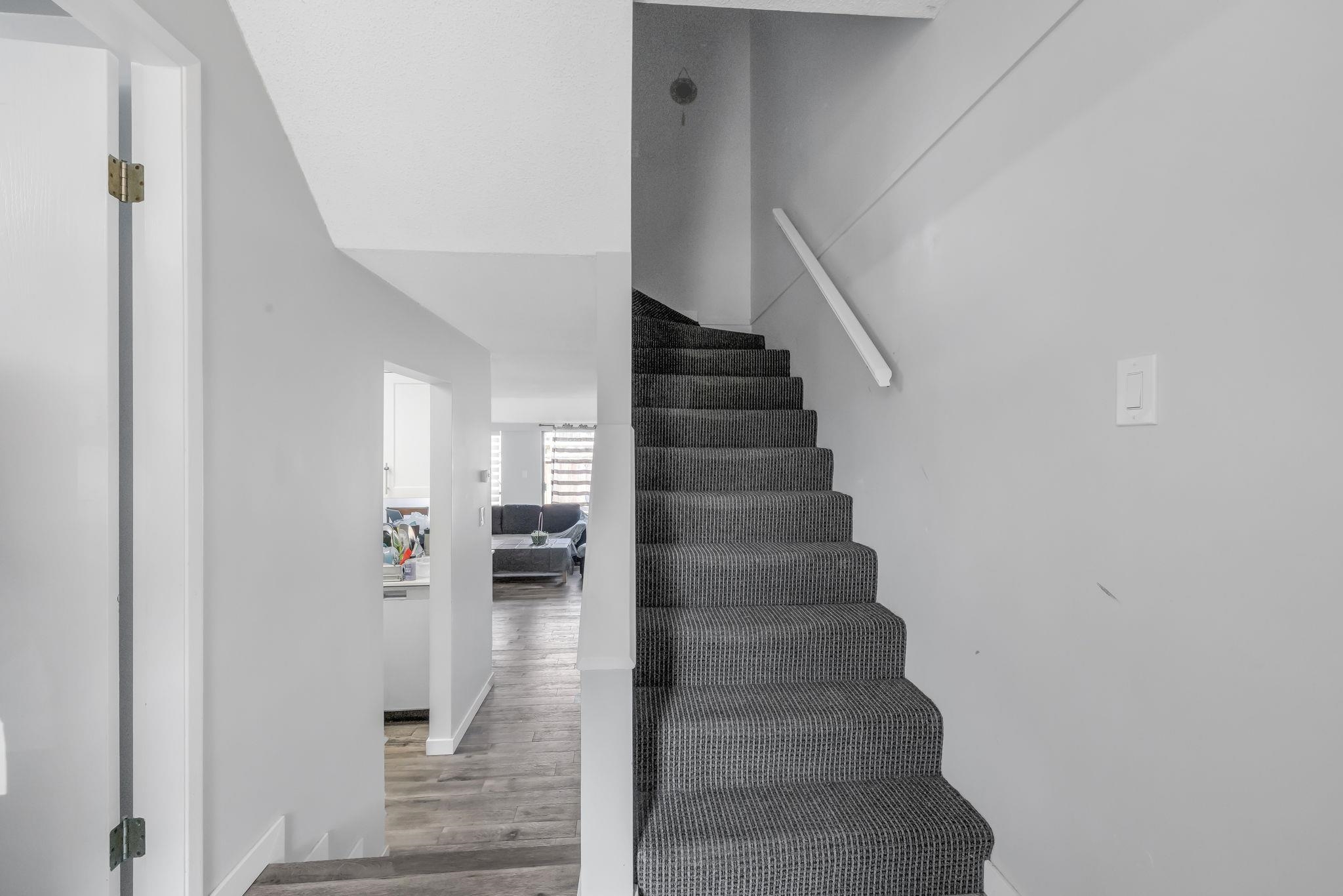 47 17708 60 AVENUE, R3080177, BC,