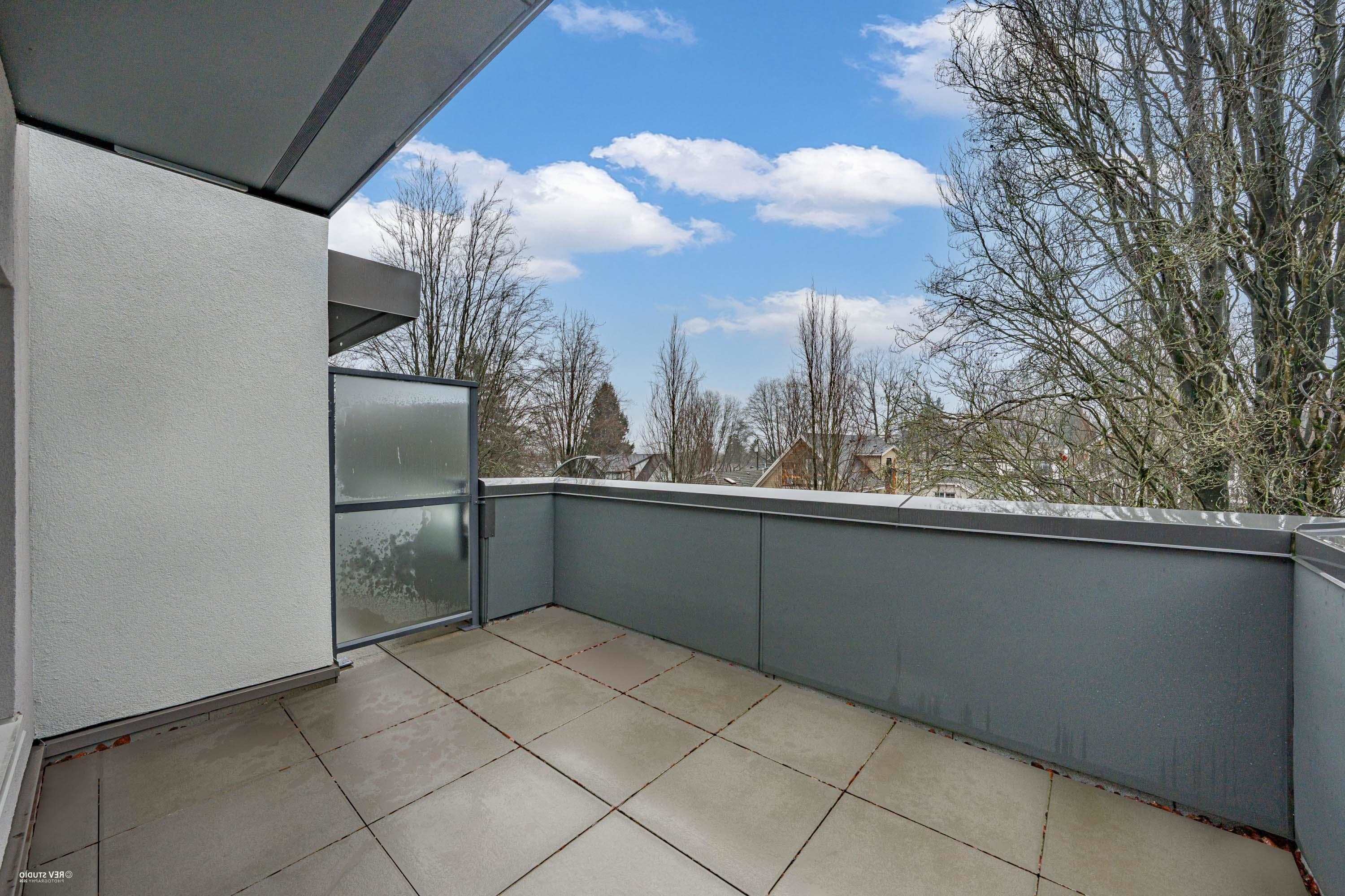 202 2075 1ST AVENUE, R3080262, BC,