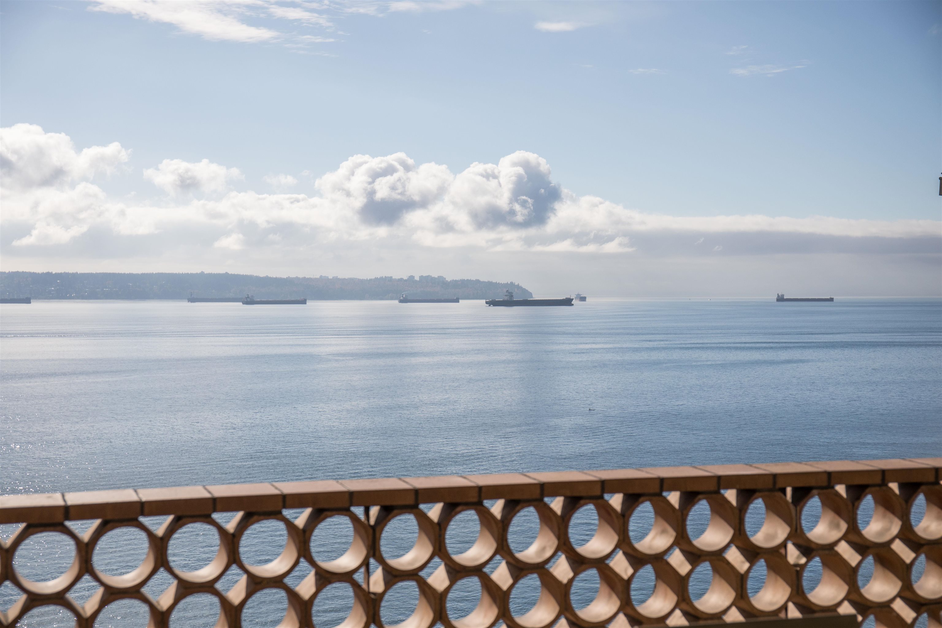 902 2135 ARGYLE AVENUE, R3080407, BC,