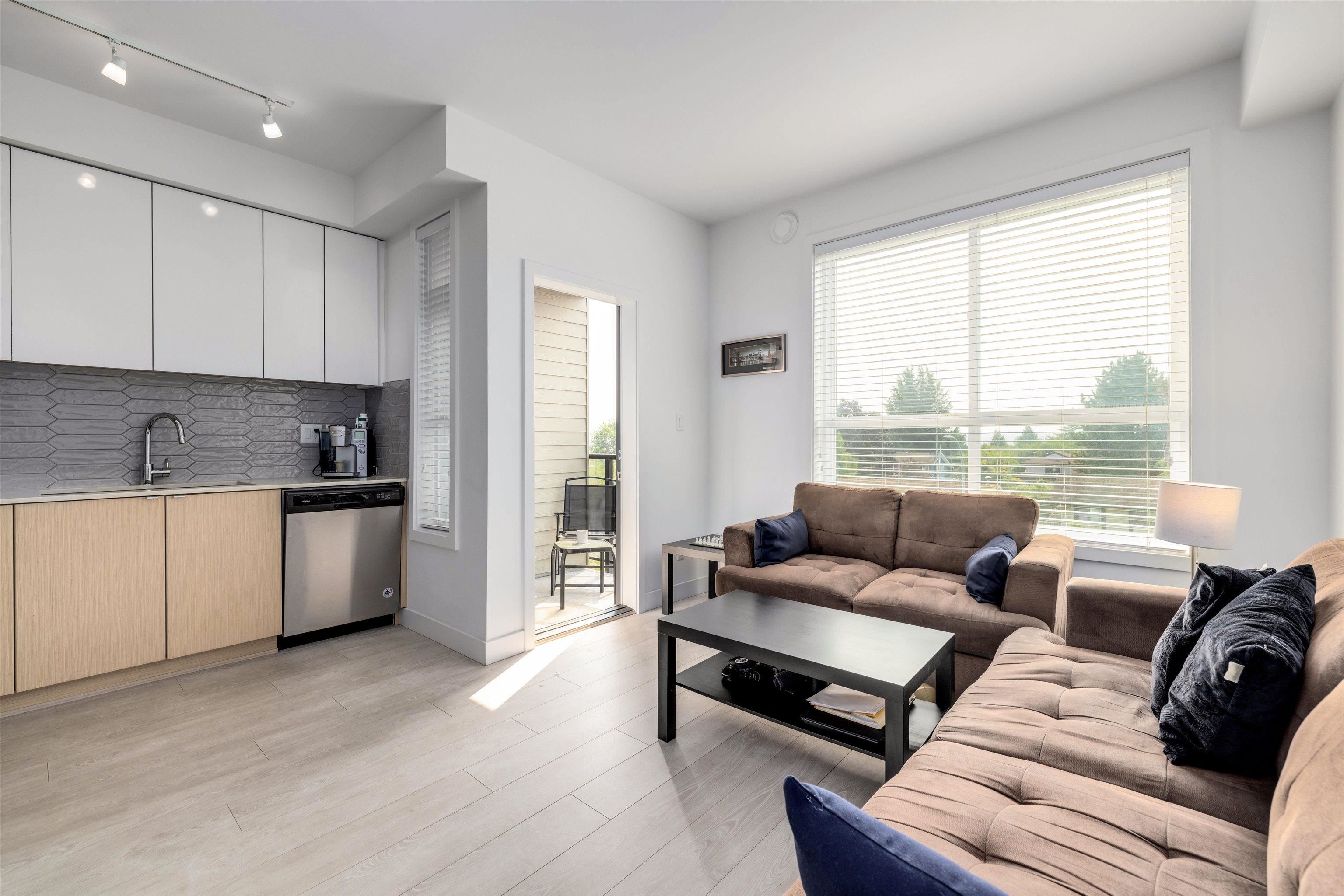 3033 19567 64TH AVENUE, R3080550, BC,