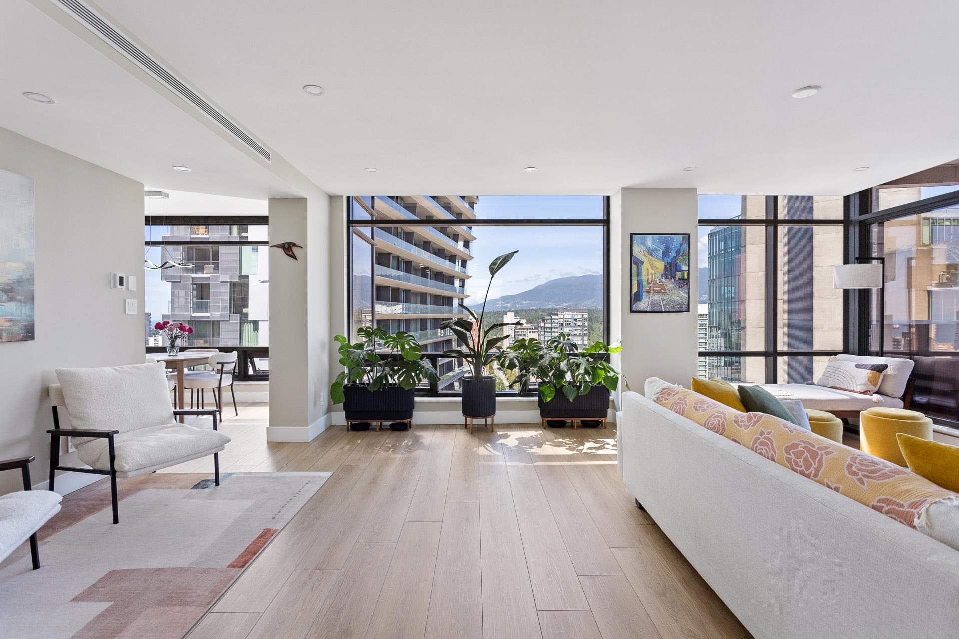 15C 1500 ALBERNI STREET, R3080610, BC,