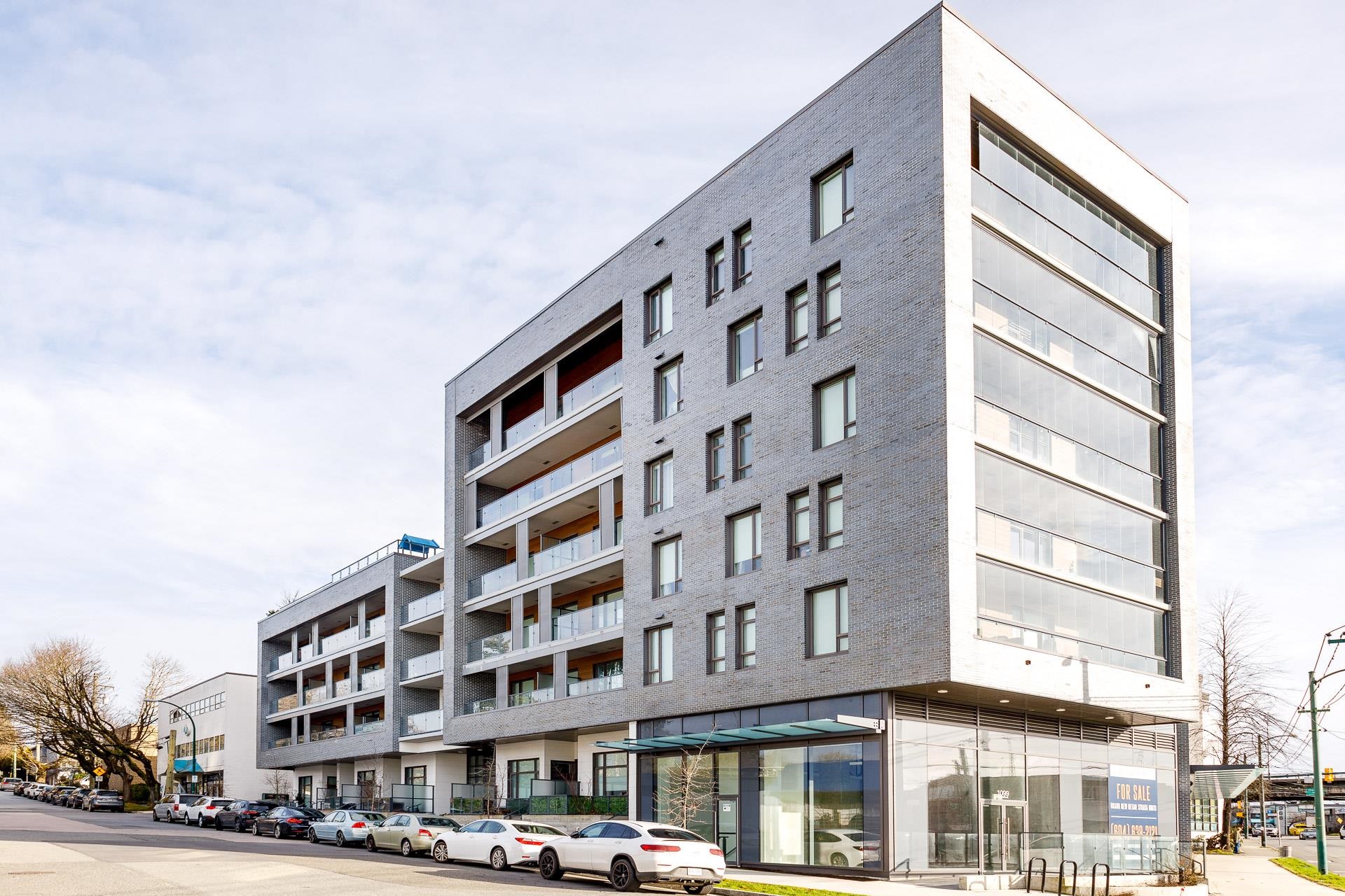 404 8888 OSLER STREET, R3080628, BC,