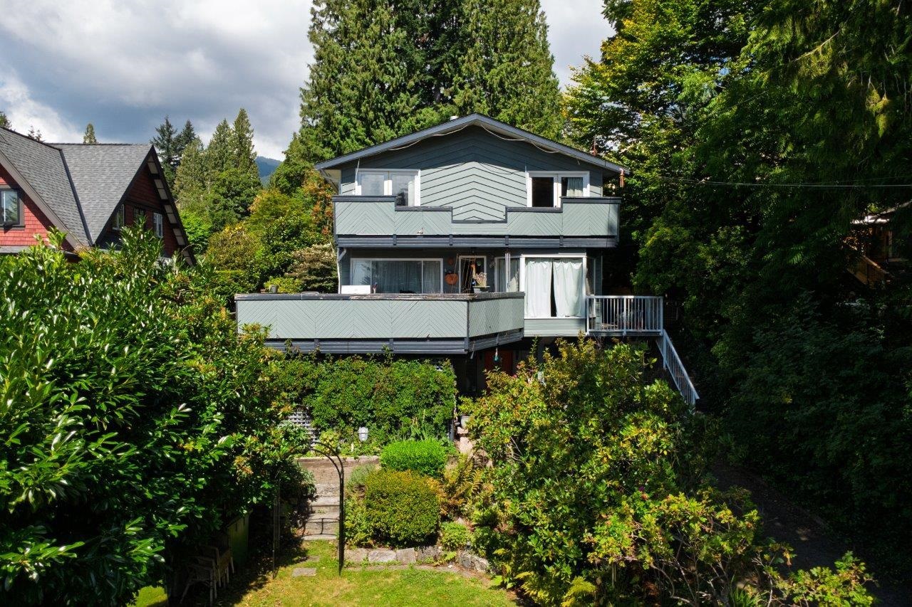 368 E KINGS ROAD, North Vancouver BC V7N 1H6, R3080658, BC,