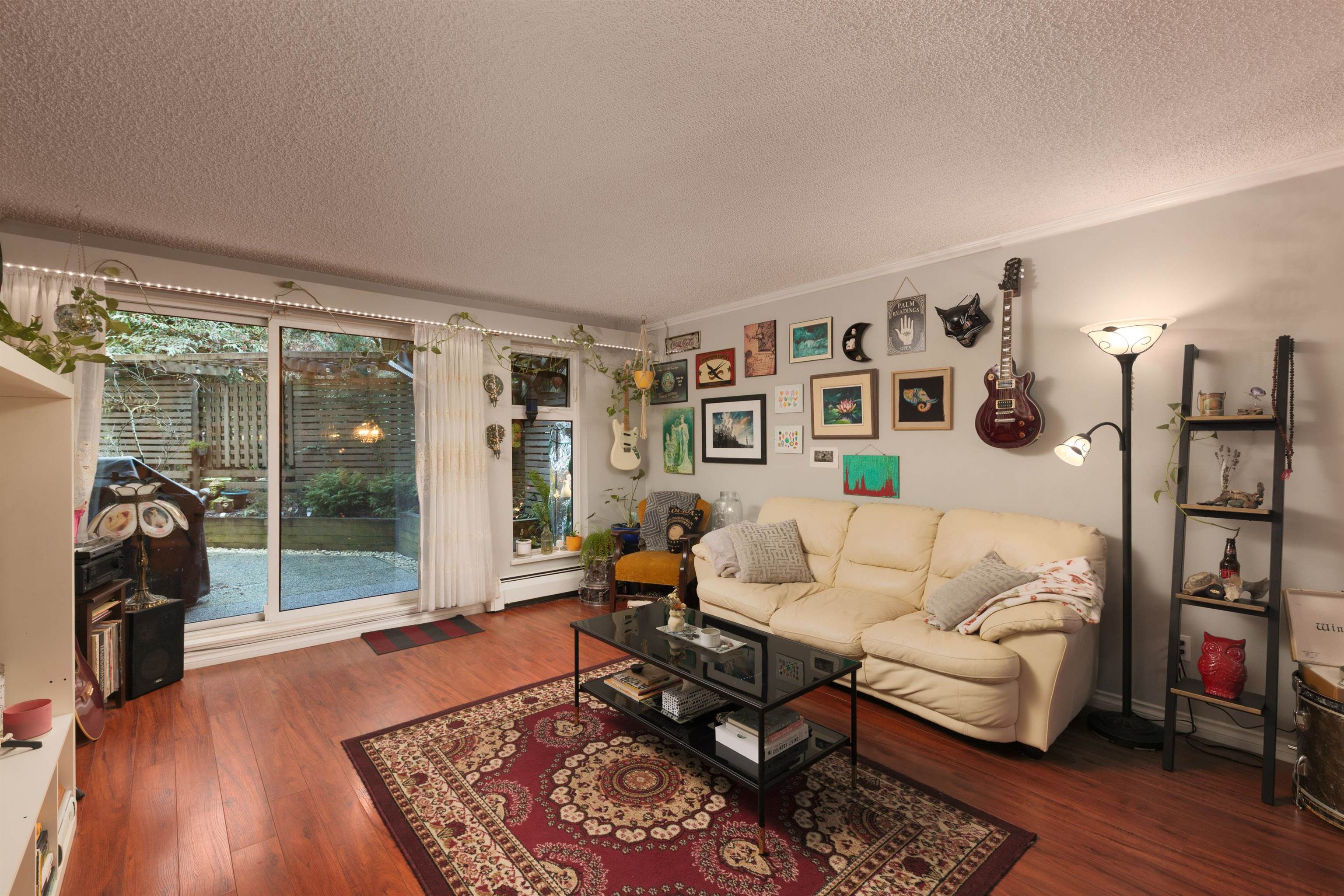 221 7377 SALISBURY AVENUE, R3080708, BC,