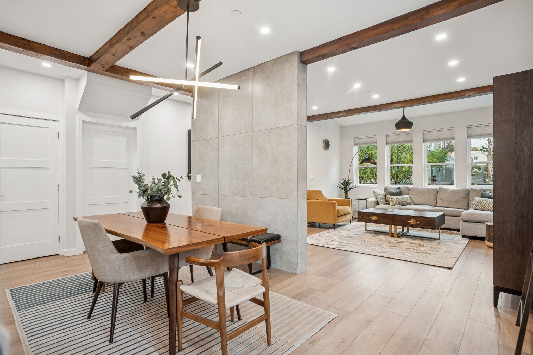 933 MCLEAN DRIVE, Vancouver BC V5L 3N1, R3080726, BC,