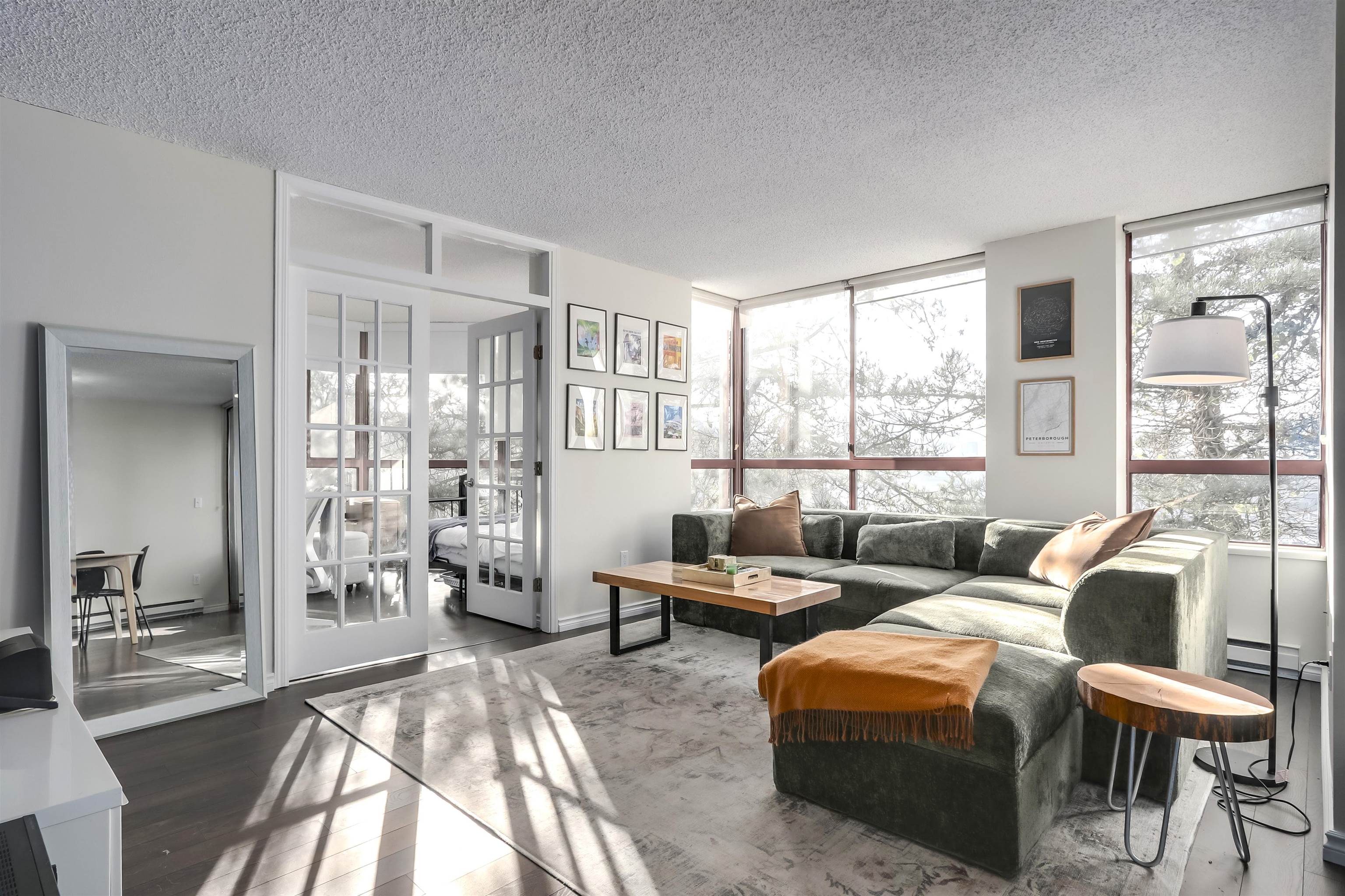 203 220 ELEVENTH STREET, R3080822, BC,