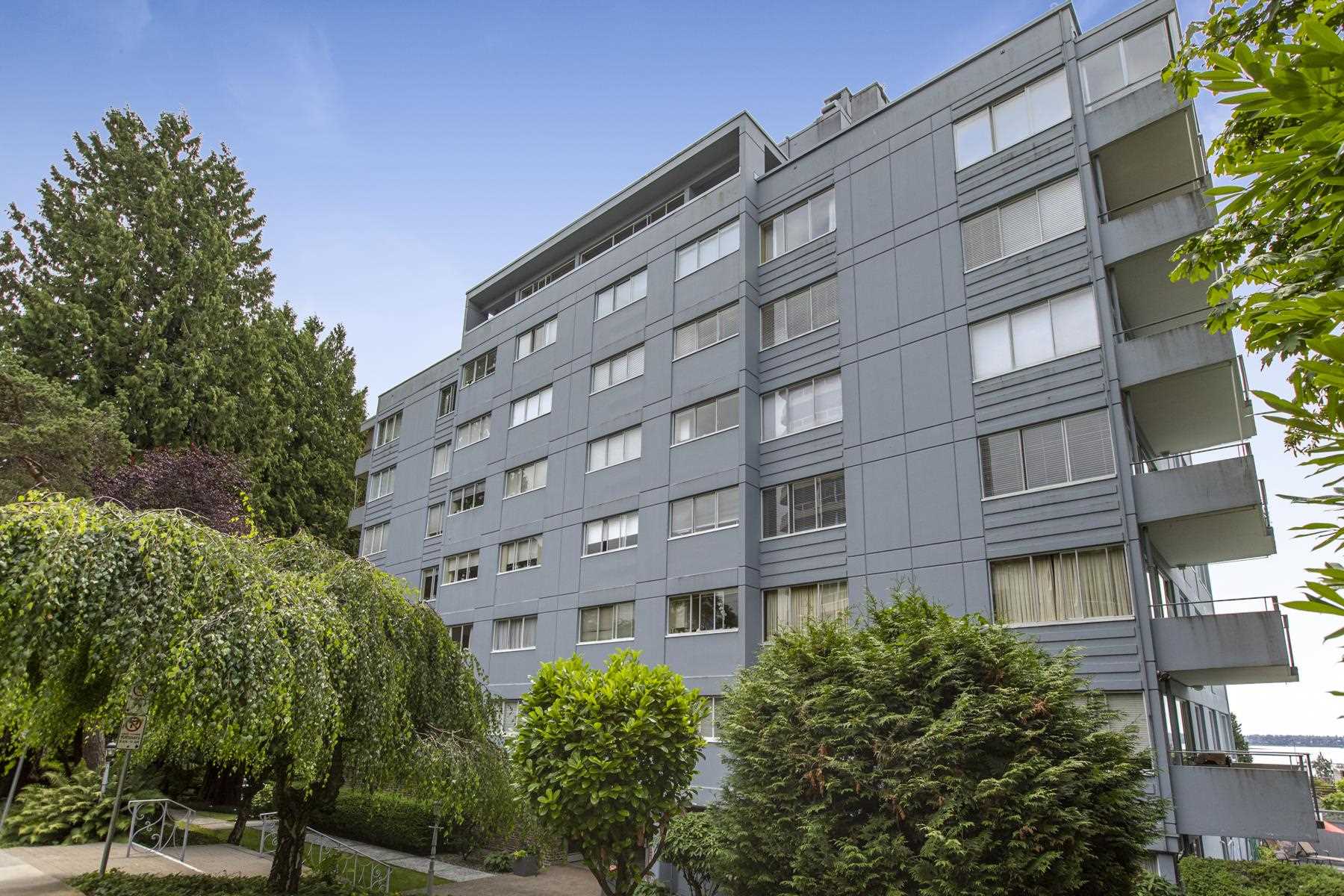 102 1730 DUCHESS AVENUE, R3080828, BC,