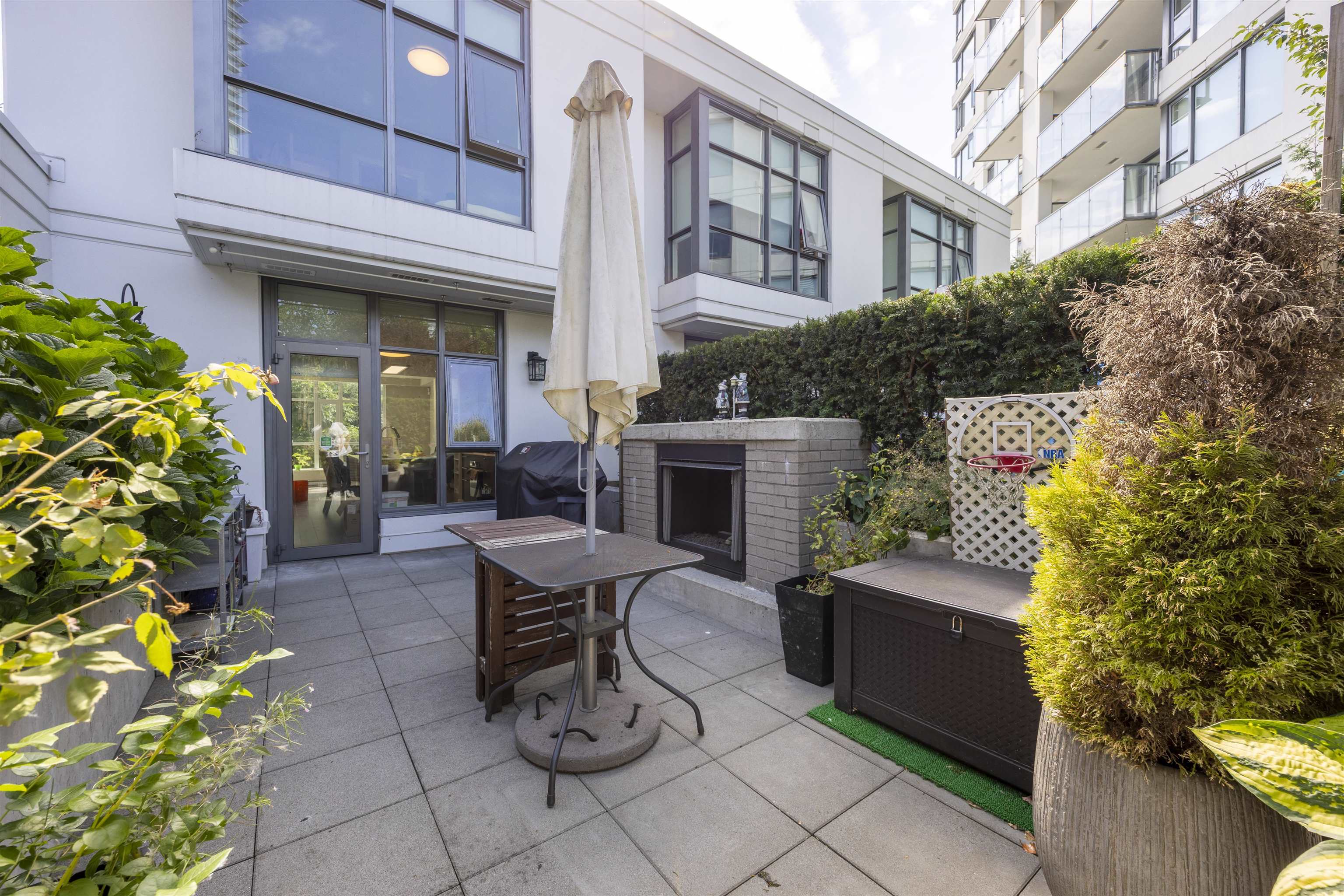 103 578 EMERSON STREET, R3080980, BC,