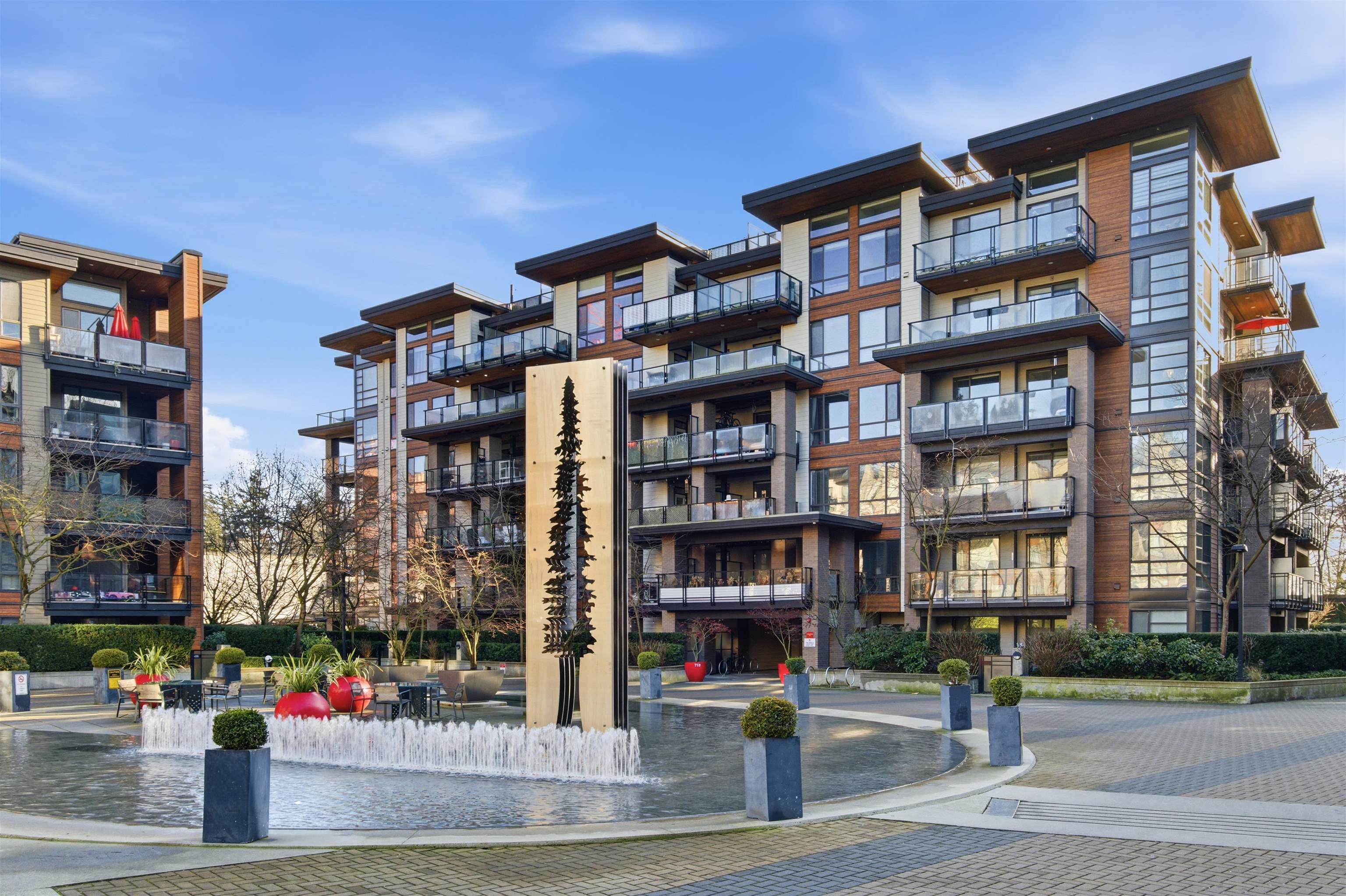 605 719 3RD STREET, R3080985, BC,