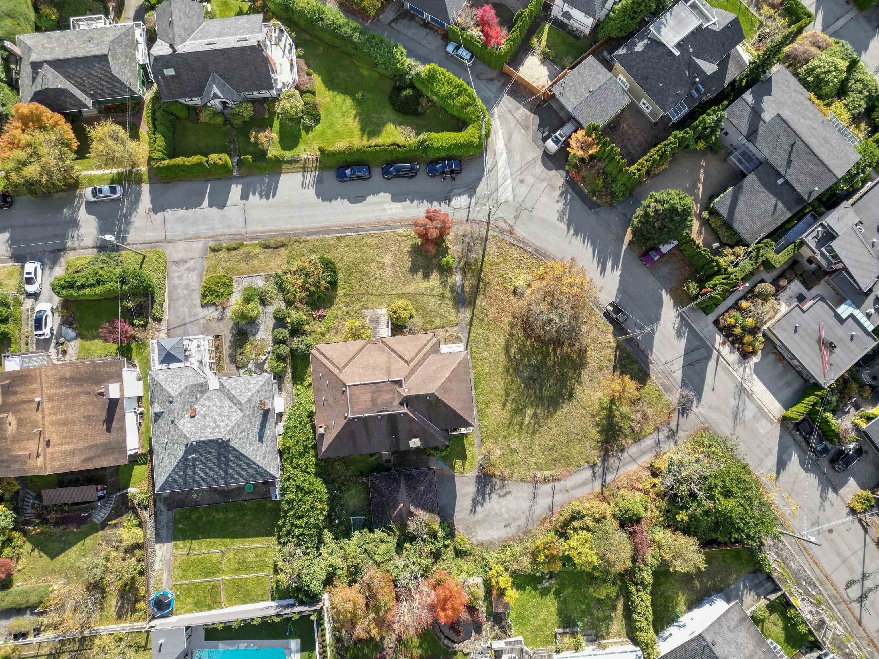 404 SOMERSET STREET, North Vancouver BC V7N 1G3, R3081059, BC,