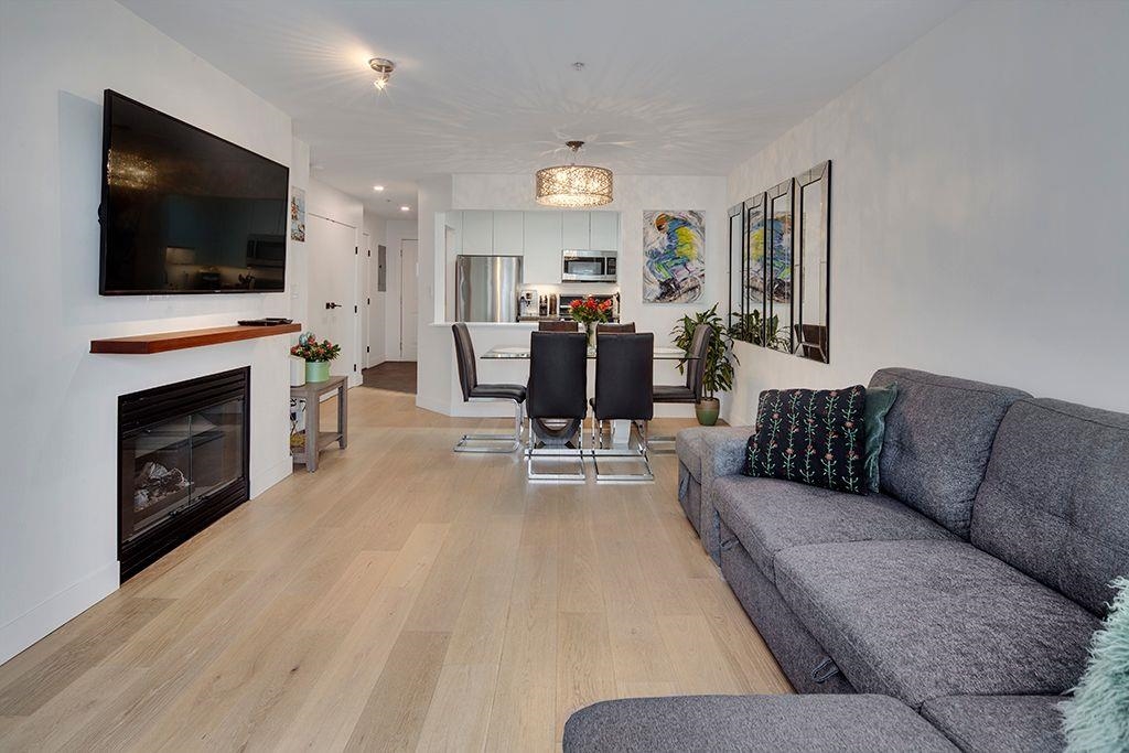 411 108 ESPLANADE AVENUE, R3081069, BC,