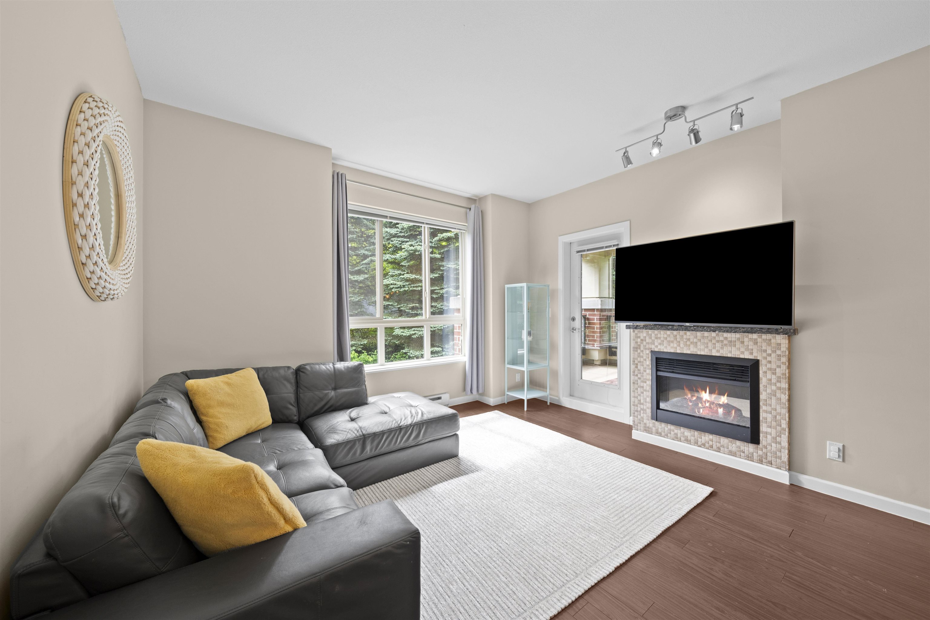 209 270 FRANCIS WAY, R3081230, BC,