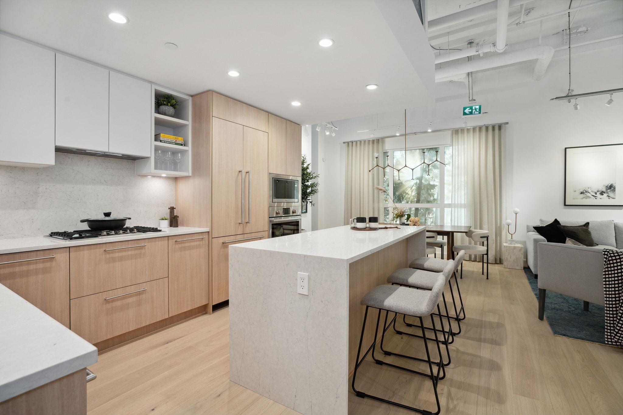 119 2050 GLENAIRE DRIVE, R3081515, BC,