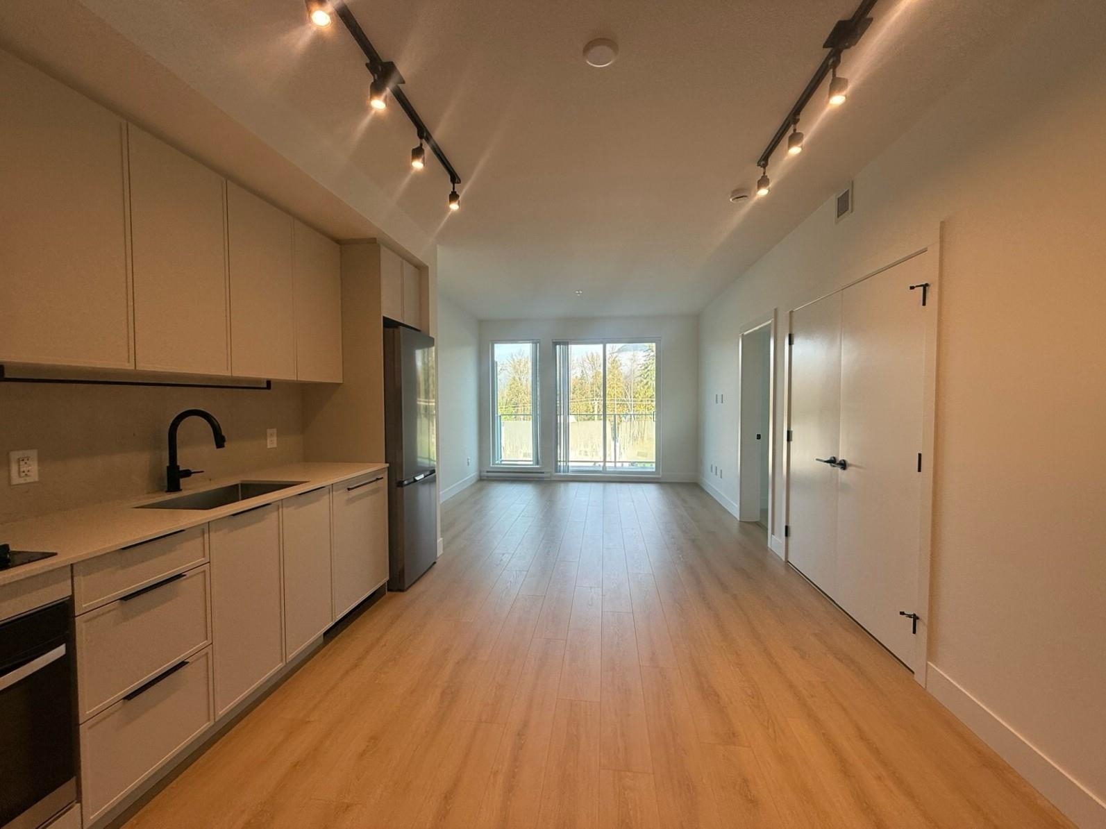 401 3055 MURRAY STREET, R3081522, BC,