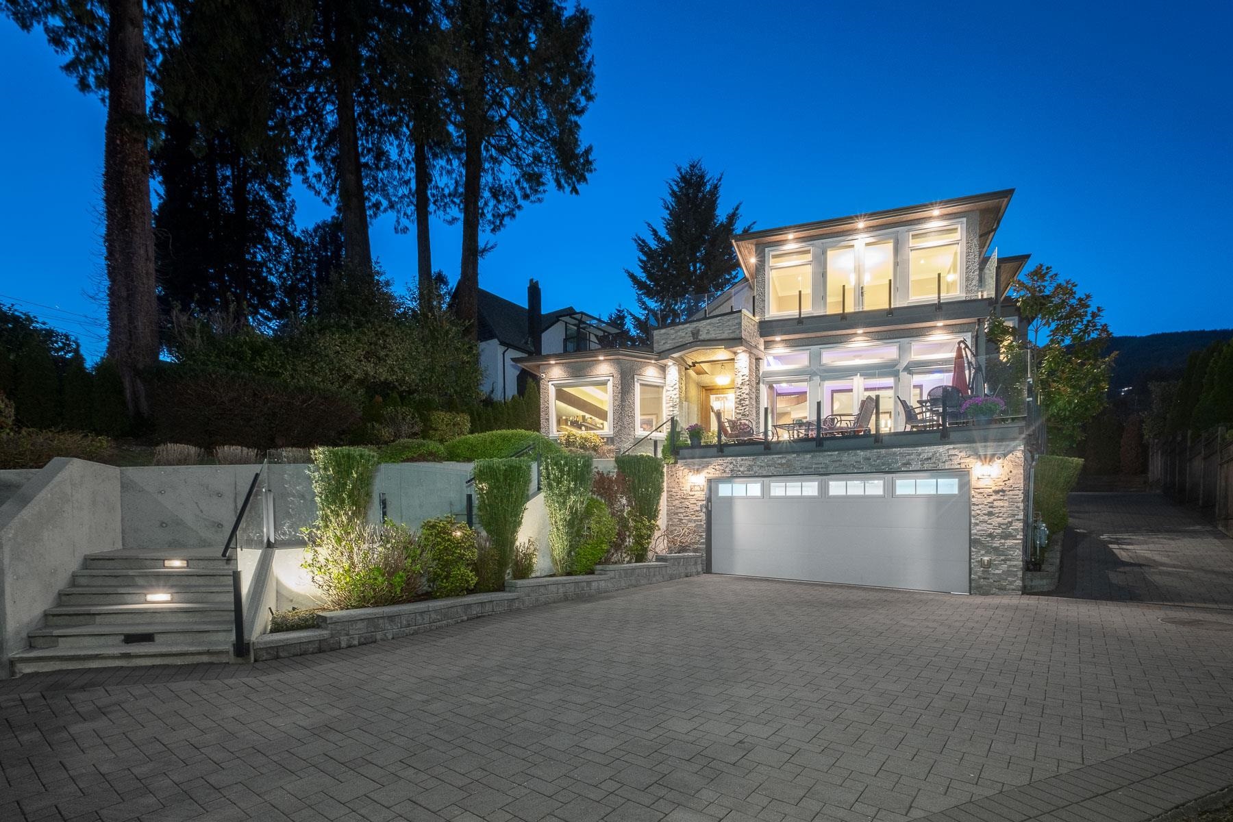 2567 LAWSON AVENUE, West Vancouver BC V7V 2G1, R3081534, BC,