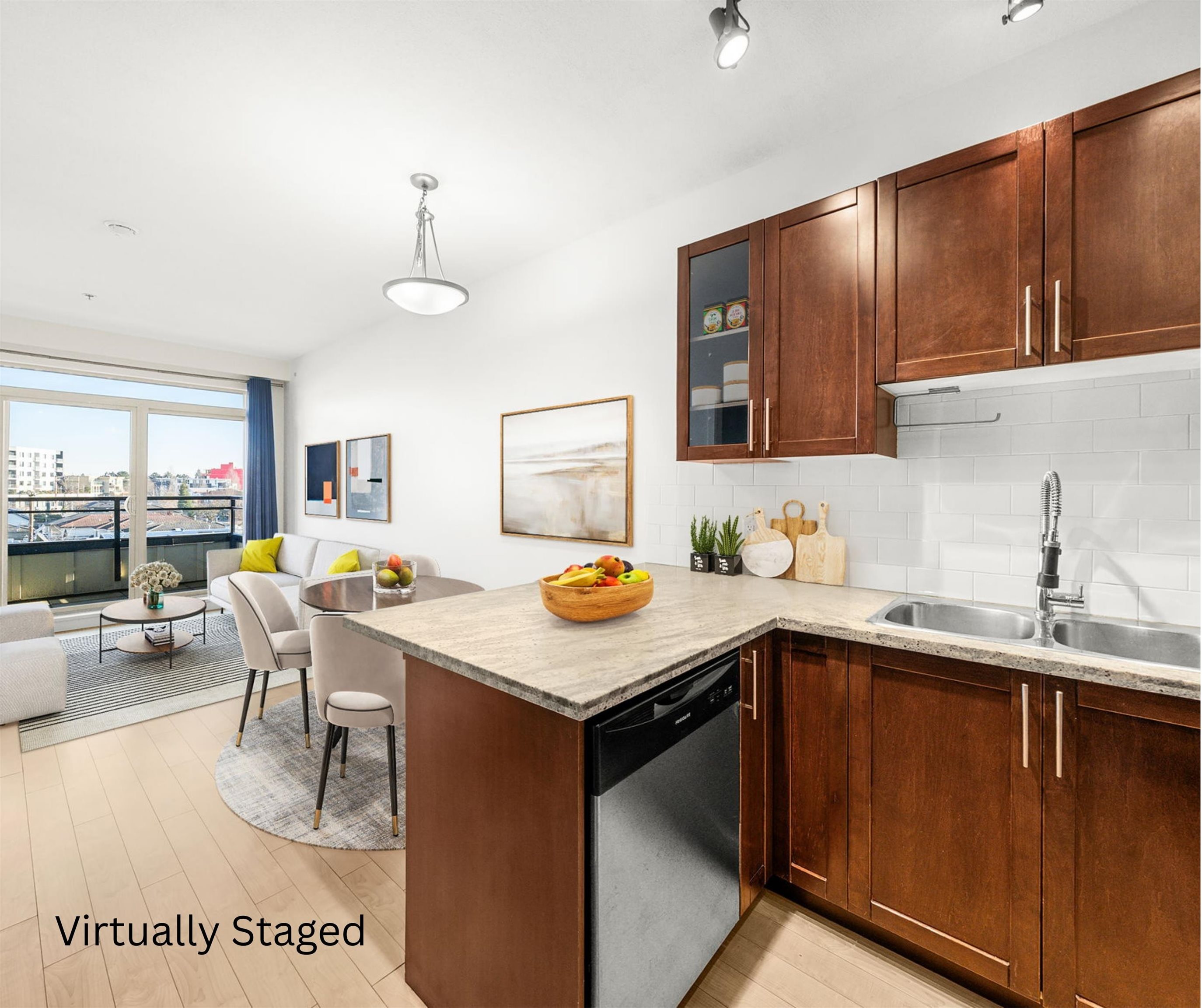 PH8 688 17TH AVENUE, R3081651, BC,